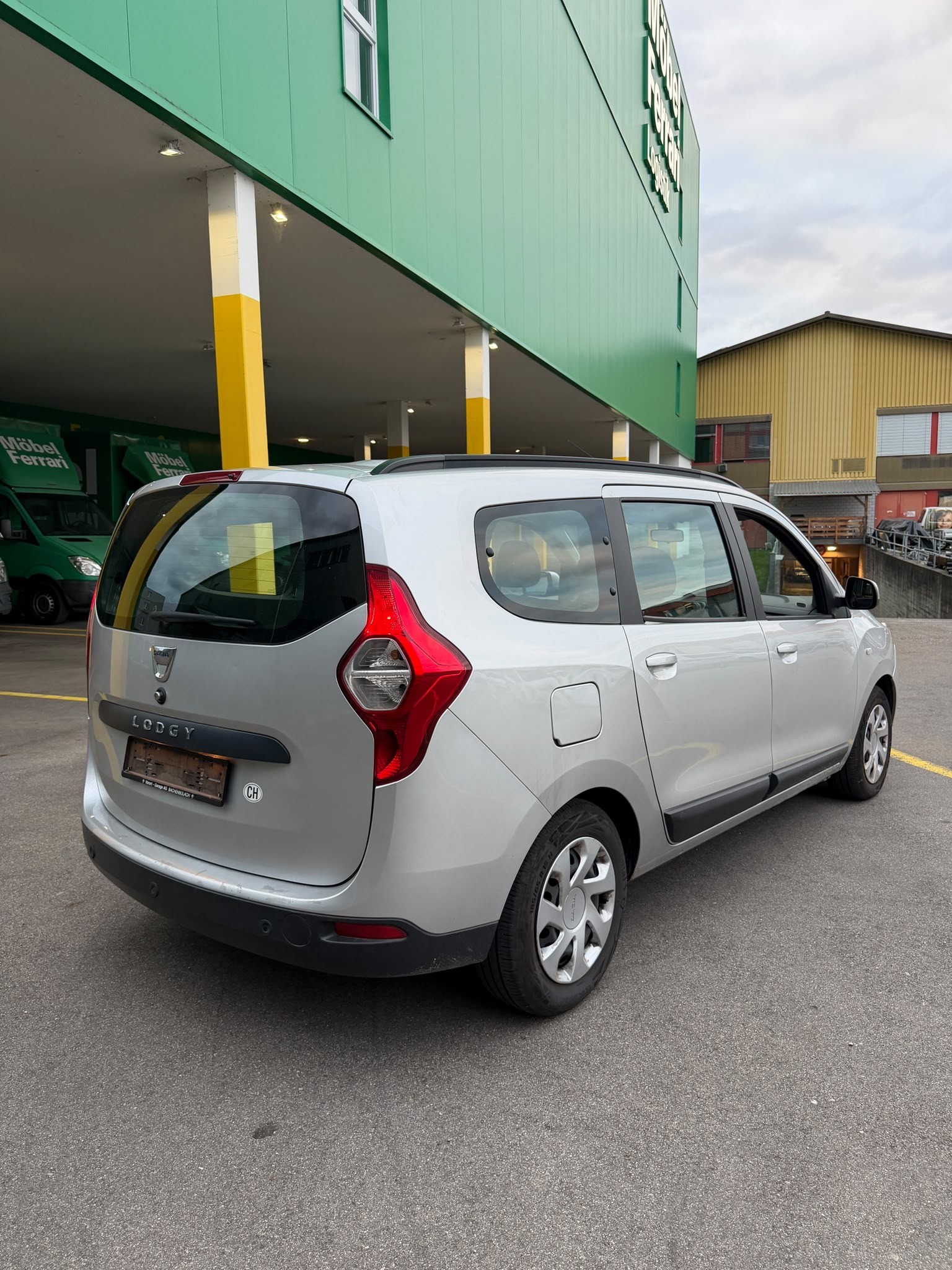 DACIA Lodgy 1.5 dCi Lauréate 7PL-image-6