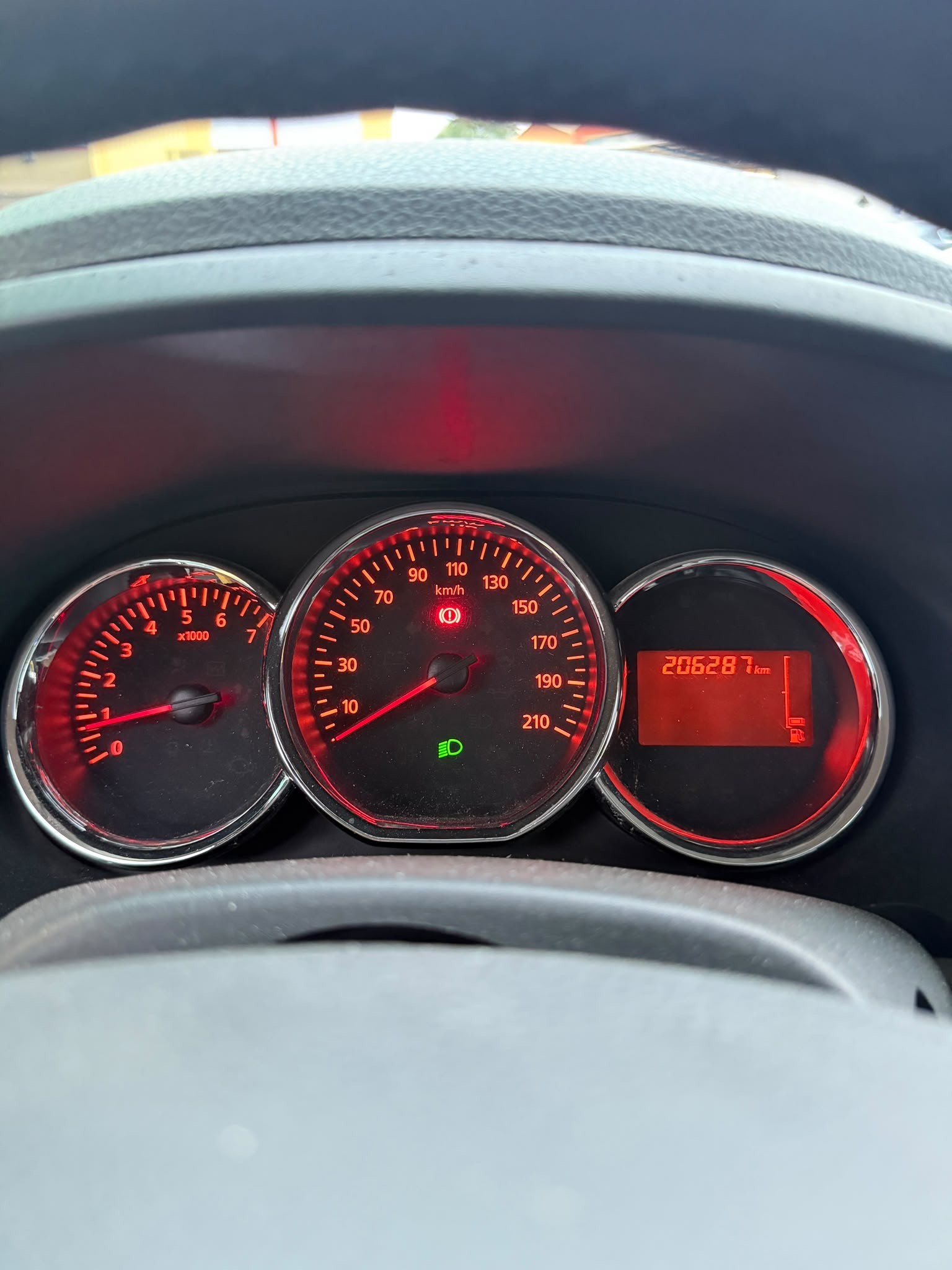 DACIA Lodgy 1.5 dCi Lauréate 7PL-image-11