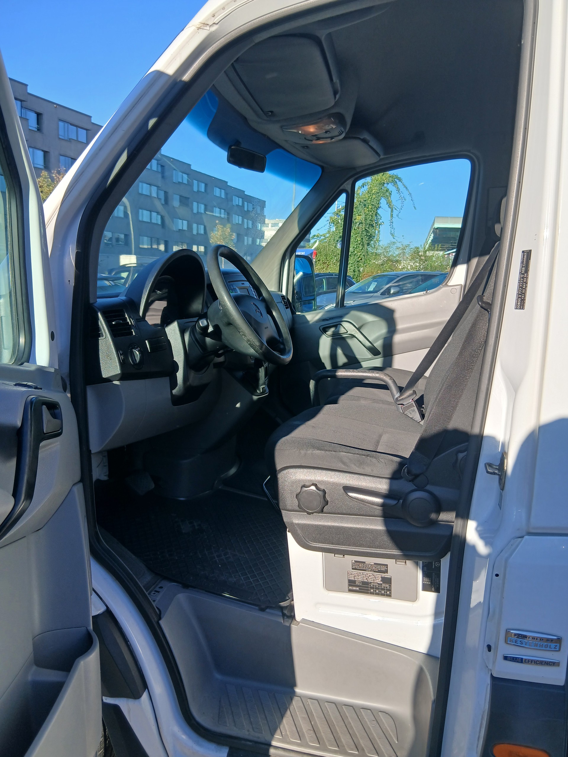 MERCEDES-BENZ Sprinter 313 CDI Standard 7G-Tronic-image-7