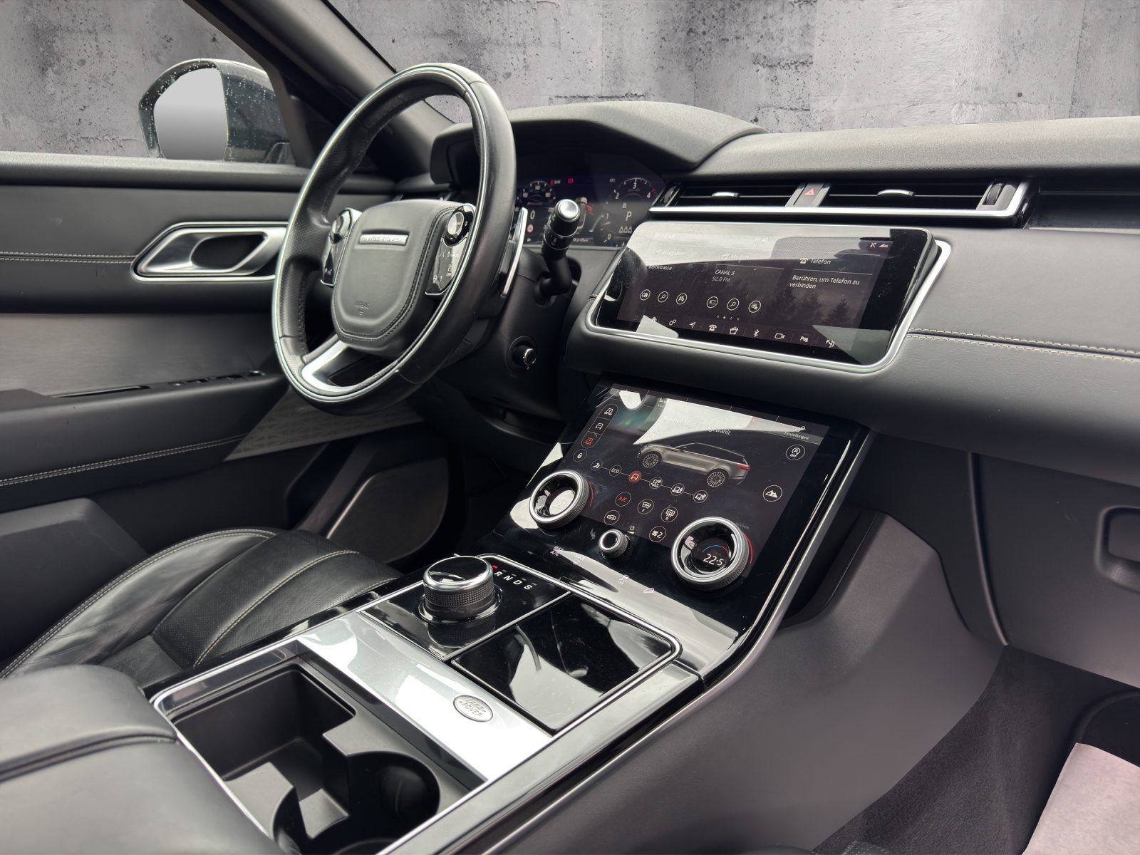 LAND ROVER Range Rover Velar R-Dynamic D 300 HSE Automatic-image-12