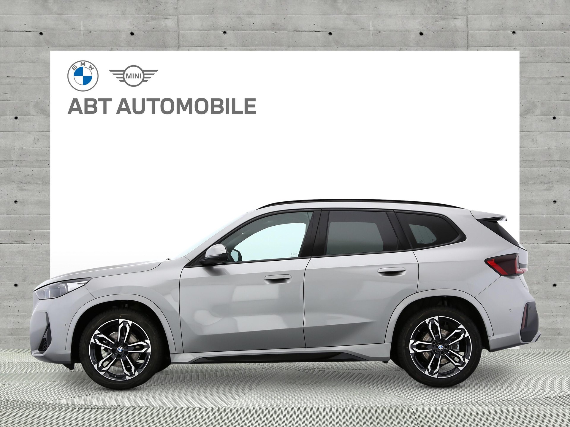 BMW X1 U11 20d xDrive paddles-image-1