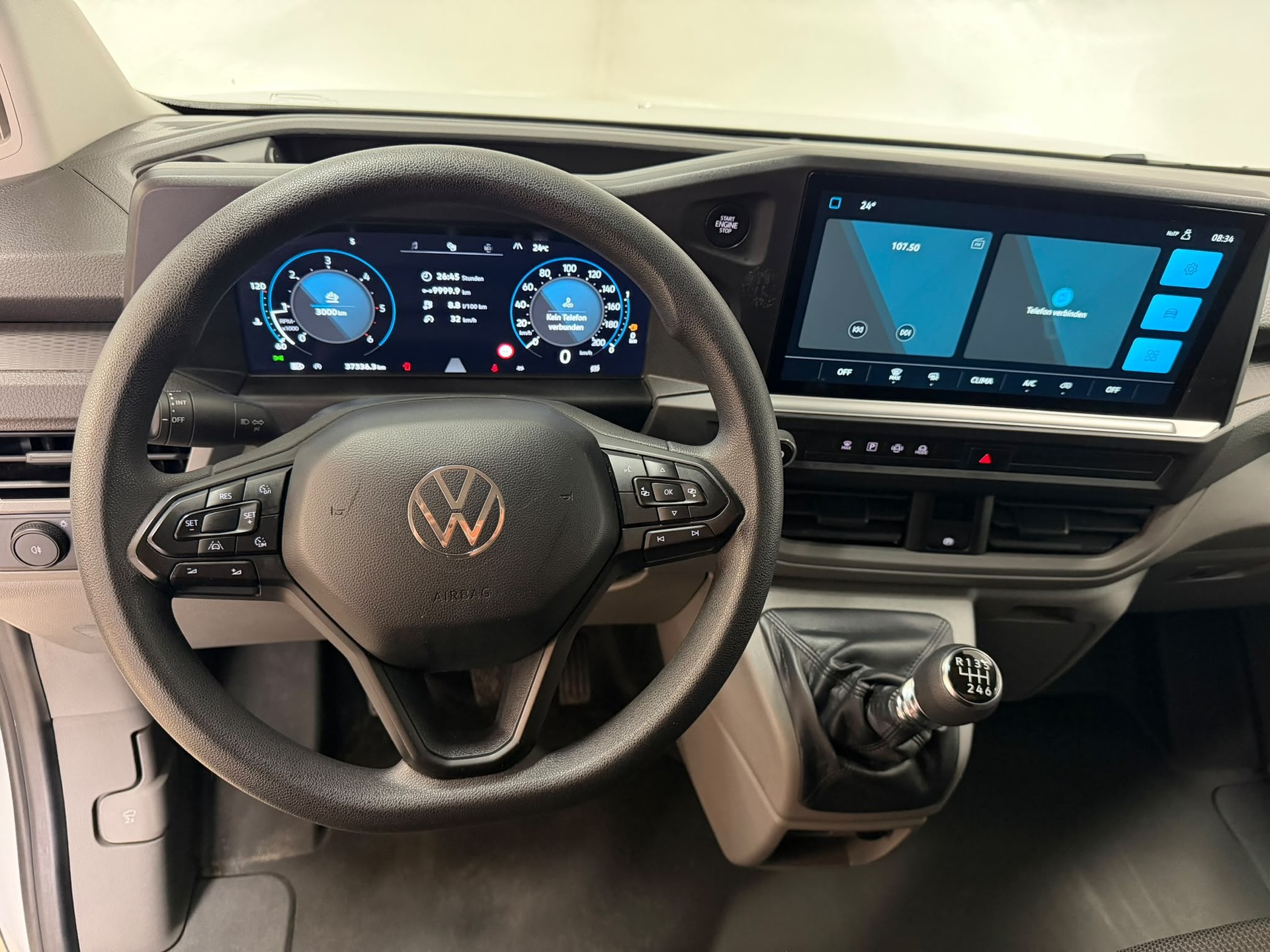 VW Transporter 2.0 TDI Lang-image-7