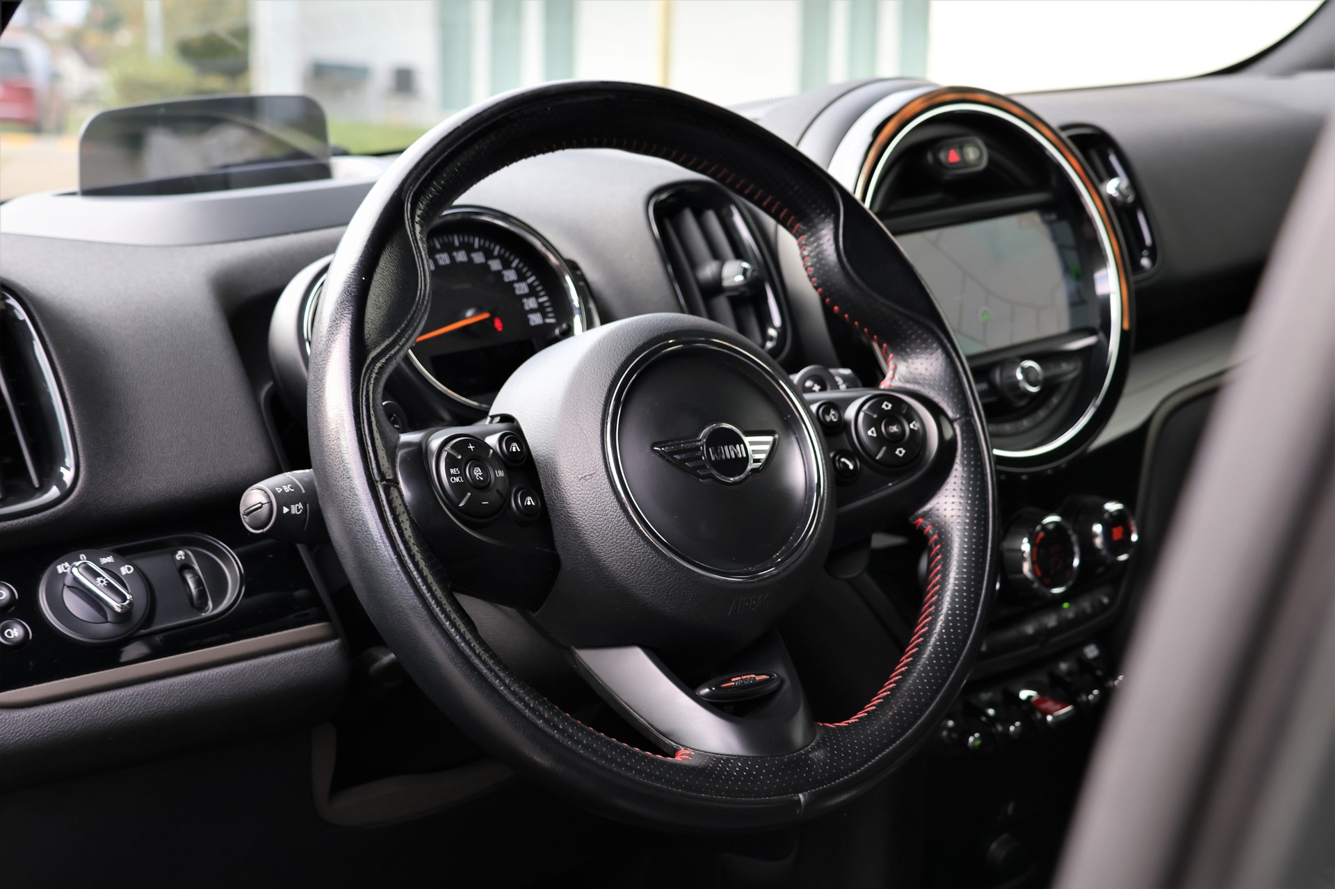 MINI Countryman Cooper SD ALL4 Steptronic-image-11
