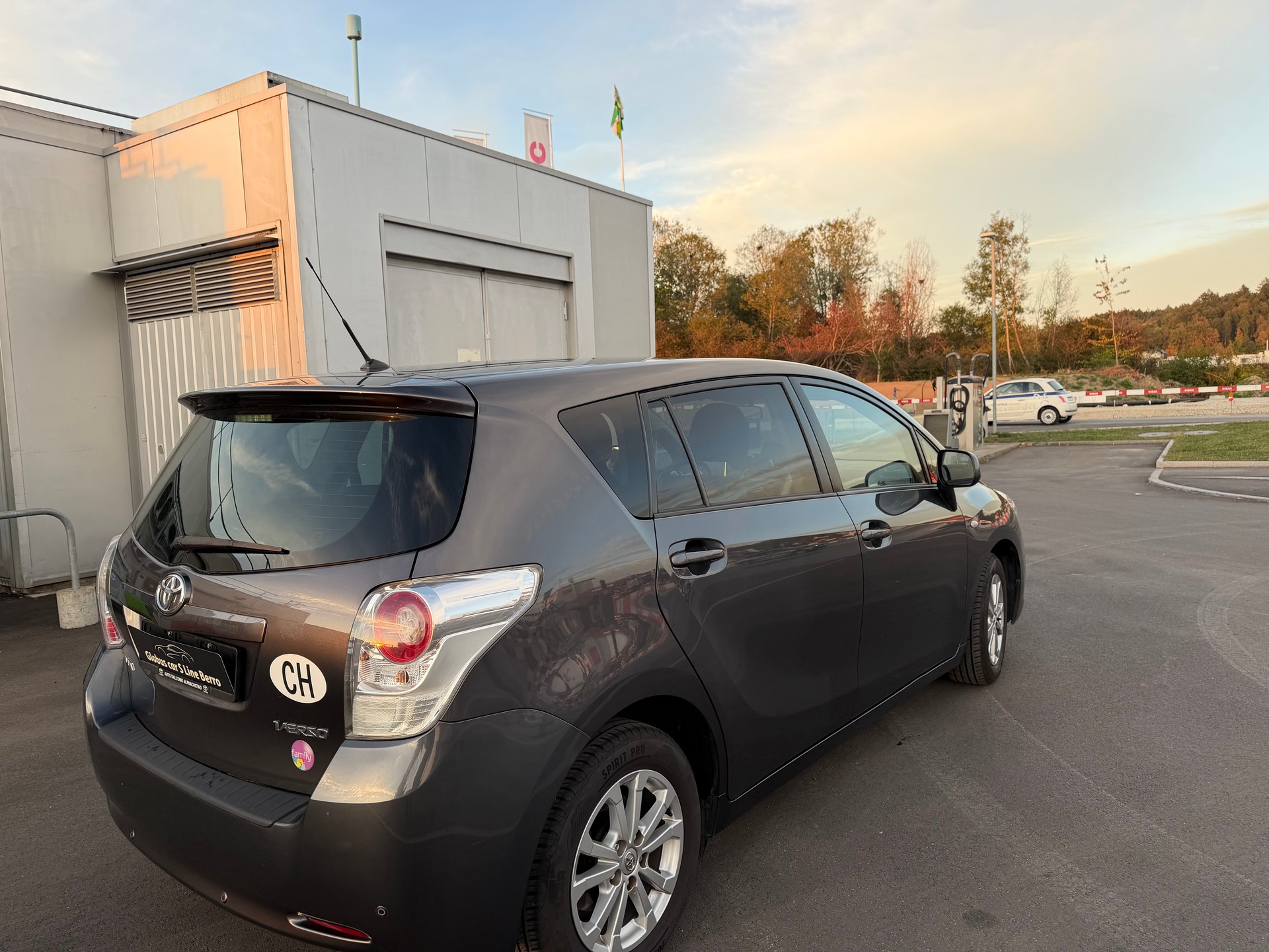TOYOTA Verso 1.8 Linea Terra Multidrive-image-2
