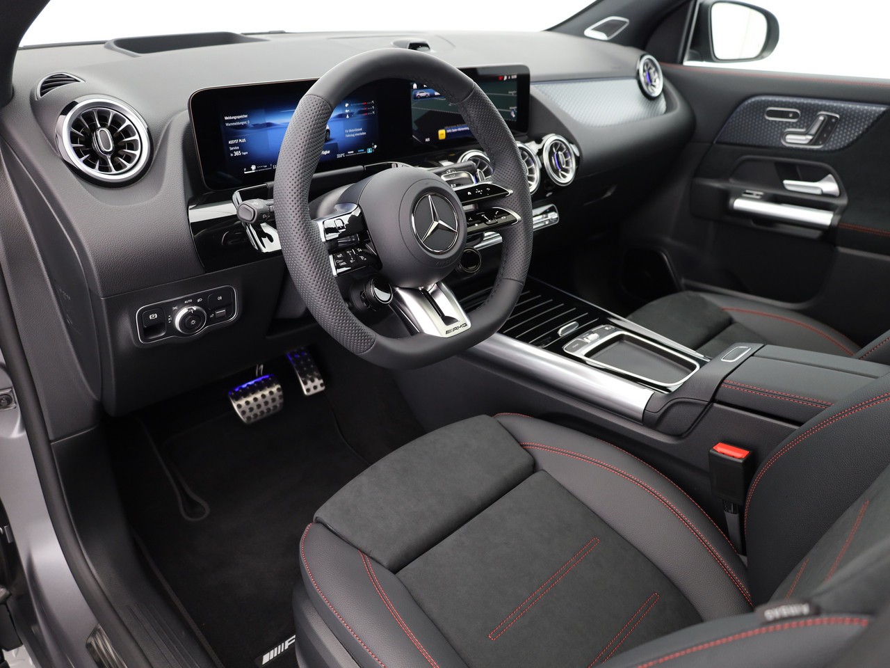 MERCEDES-BENZ GLA AMG 35 4Matic 8G-DCT-image-5