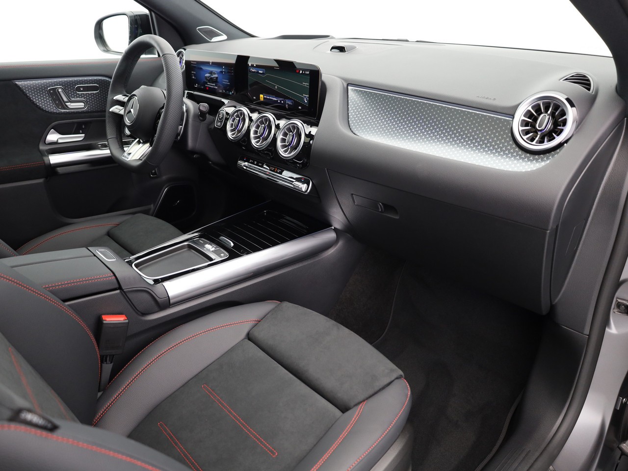 MERCEDES-BENZ GLA AMG 35 4Matic 8G-DCT-image-8
