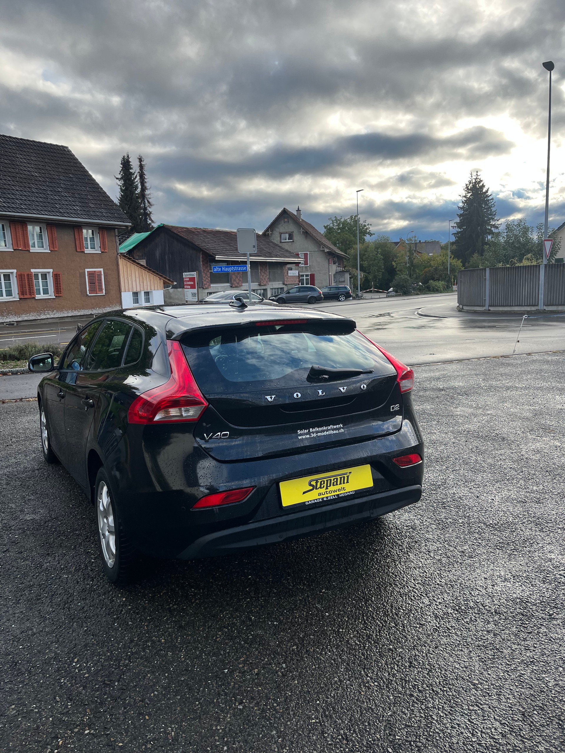 VOLVO V40 D2-image-7