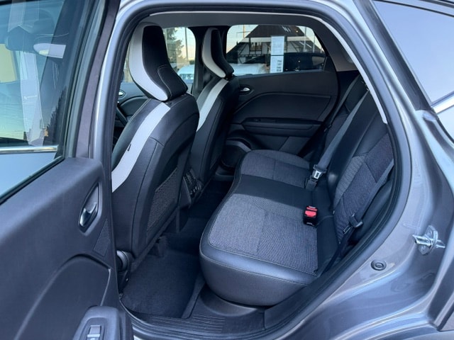 RENAULT Captur 1.6 E-Tech 160 Intens DHT-image-7