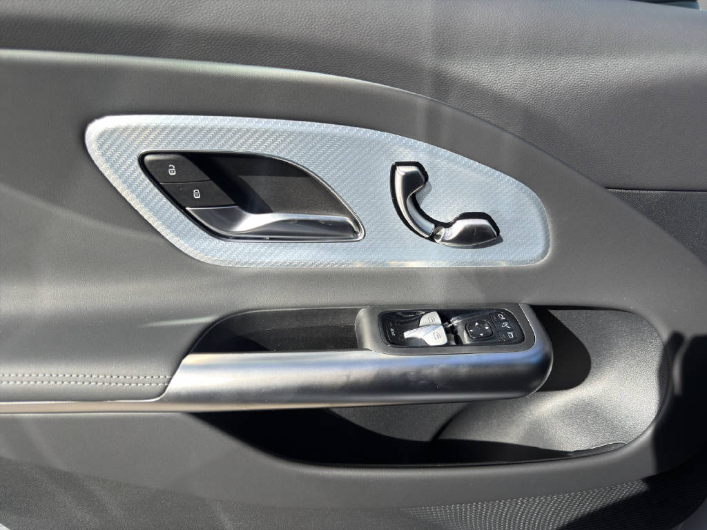 MERCEDES-BENZ CLA 220 AMG Line 4matic-image-11