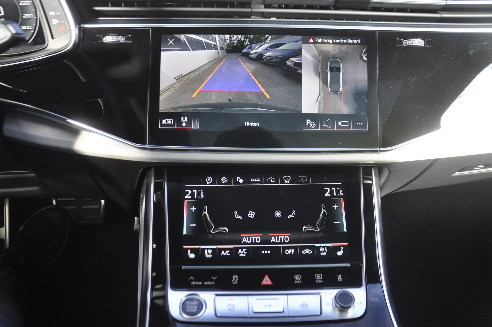 AUDI Q7 50 TDI quattro S Line tiptronic I 7 Plätze I Anhängerkupplung I Standheizung-image-10