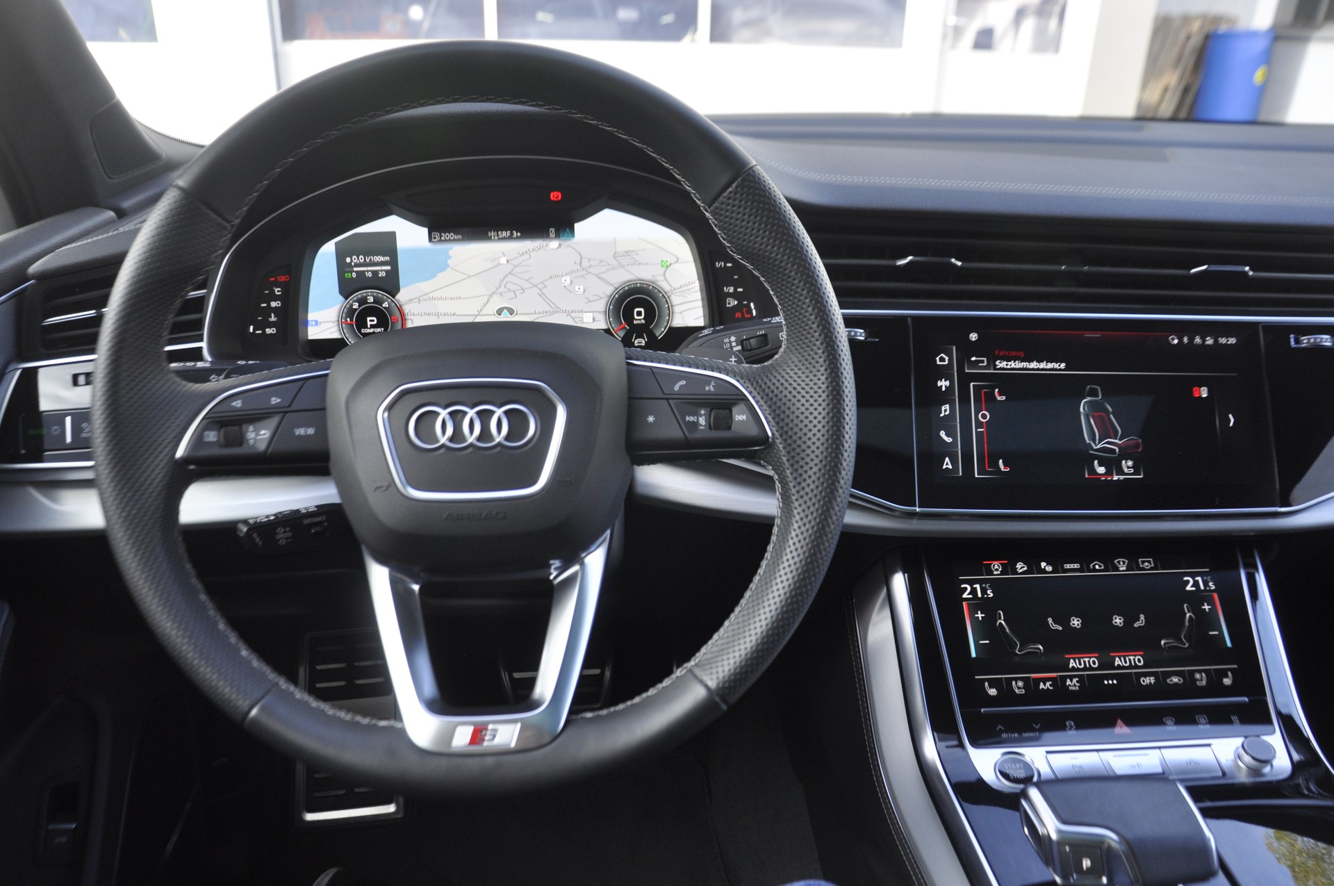 AUDI Q7 50 TDI quattro S Line tiptronic I 7 Plätze I Anhängerkupplung I Standheizung-image-13
