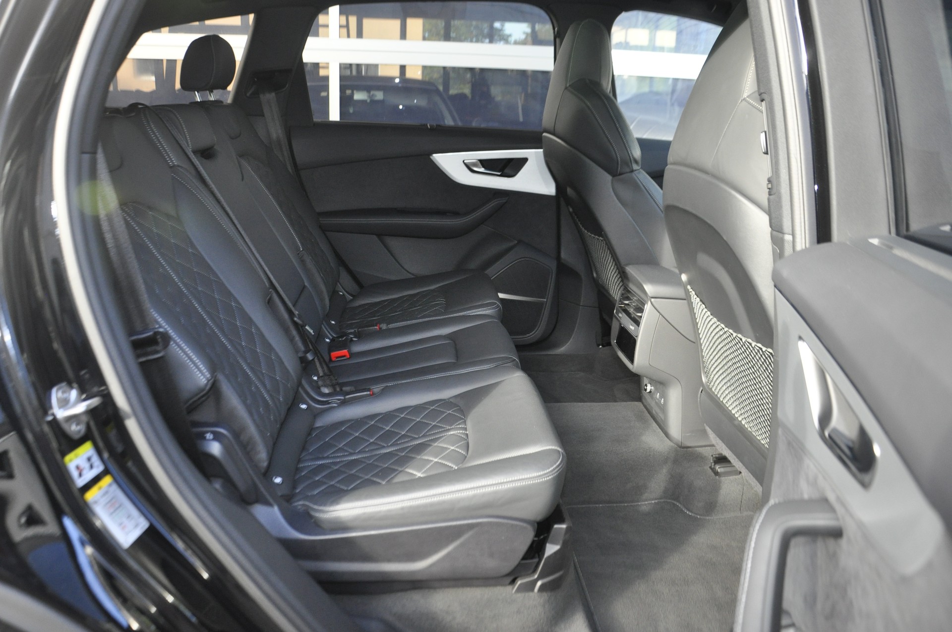 AUDI Q7 50 TDI quattro S Line tiptronic I 7 Plätze I Anhängerkupplung I Standheizung-image-8