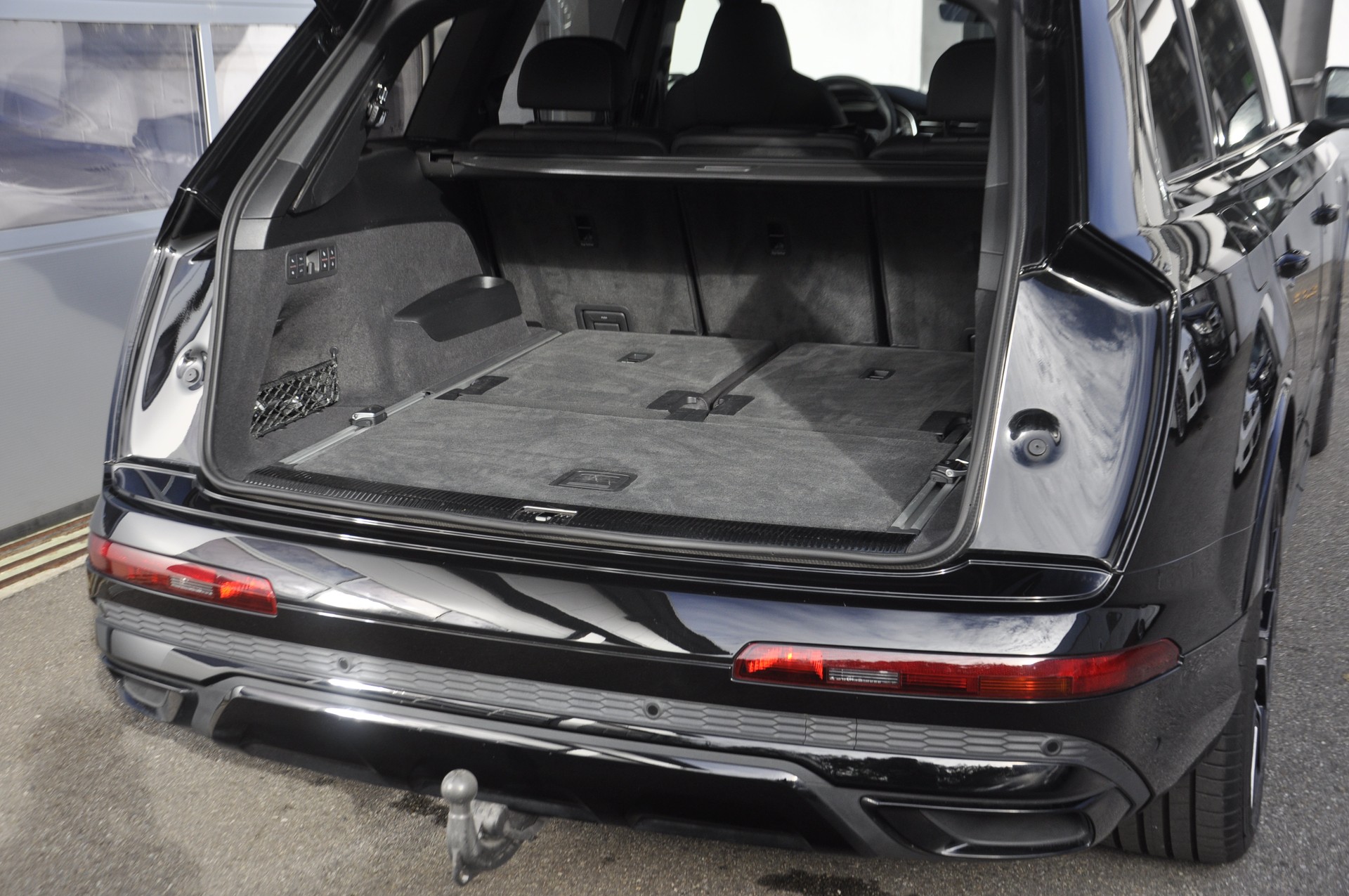 AUDI Q7 50 TDI quattro S Line tiptronic I 7 Plätze I Anhängerkupplung I Standheizung-image-14