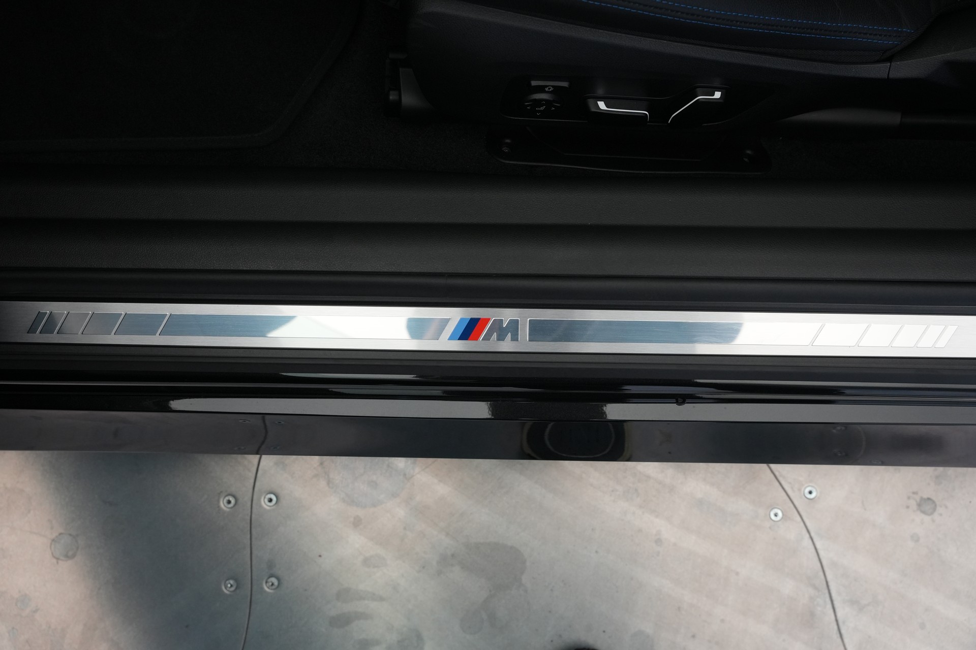 BMW M240i xDrive M Sport Pro Steptronic *CH-Fahrzeug* *Facelift*-image-20