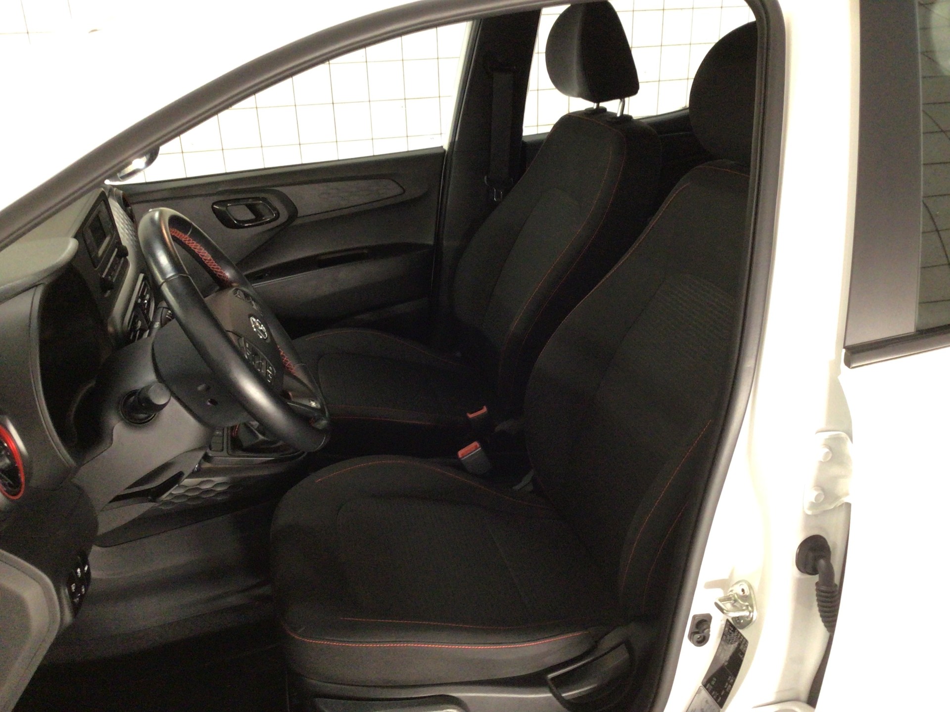 HYUNDAI i10 1.0 T-GDI N Line-image-5