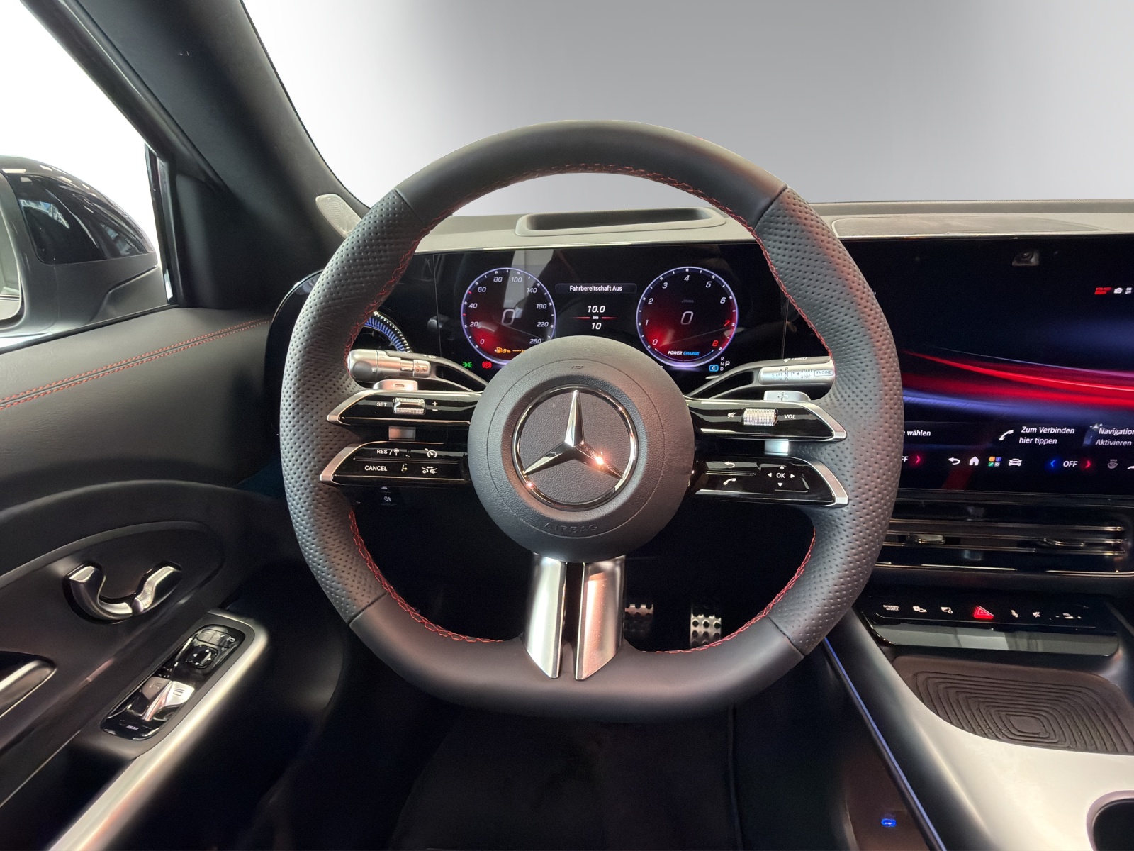MERCEDES-BENZ GLB 220 4Matic 8G-Tronic-image-12