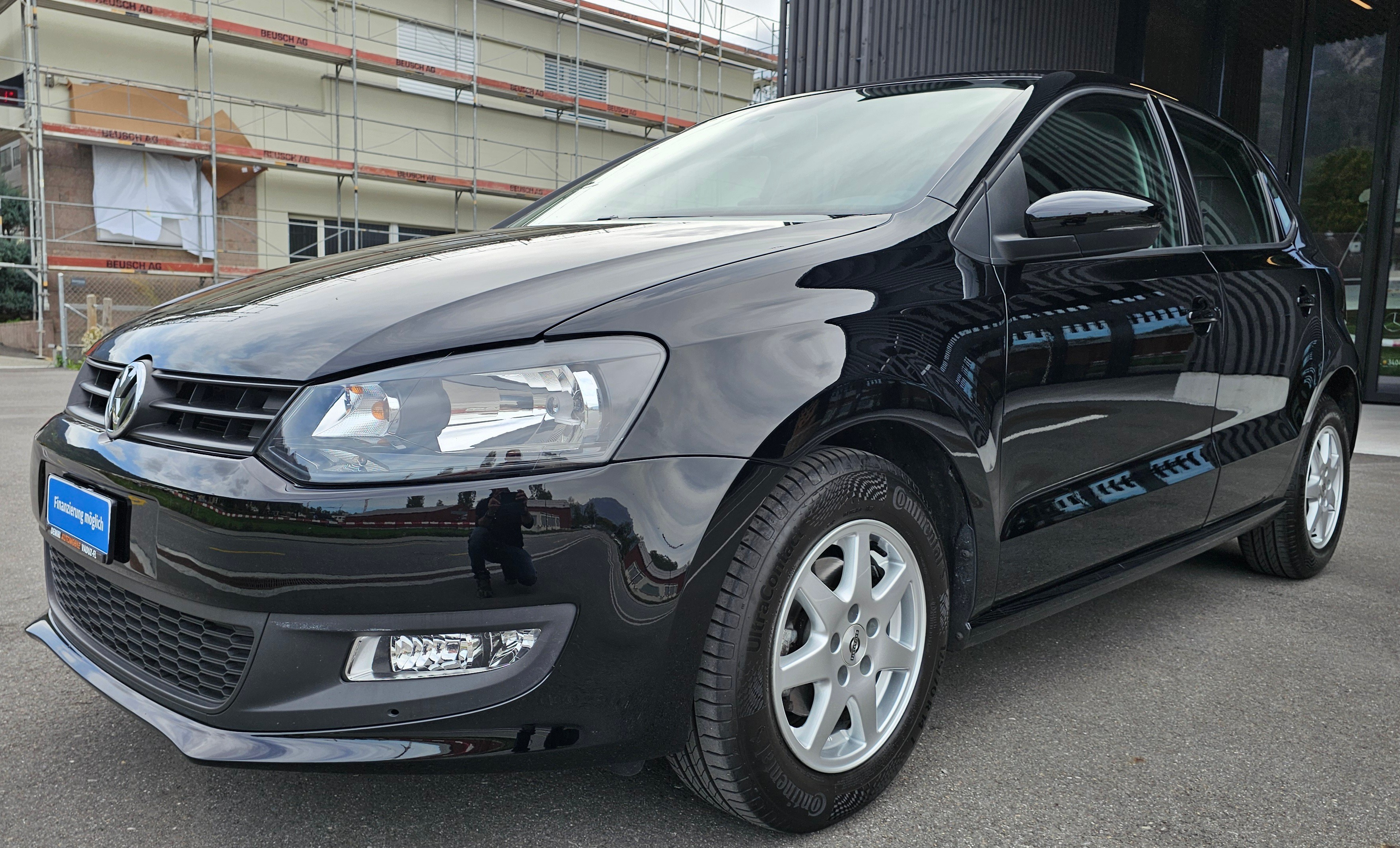 Car photo