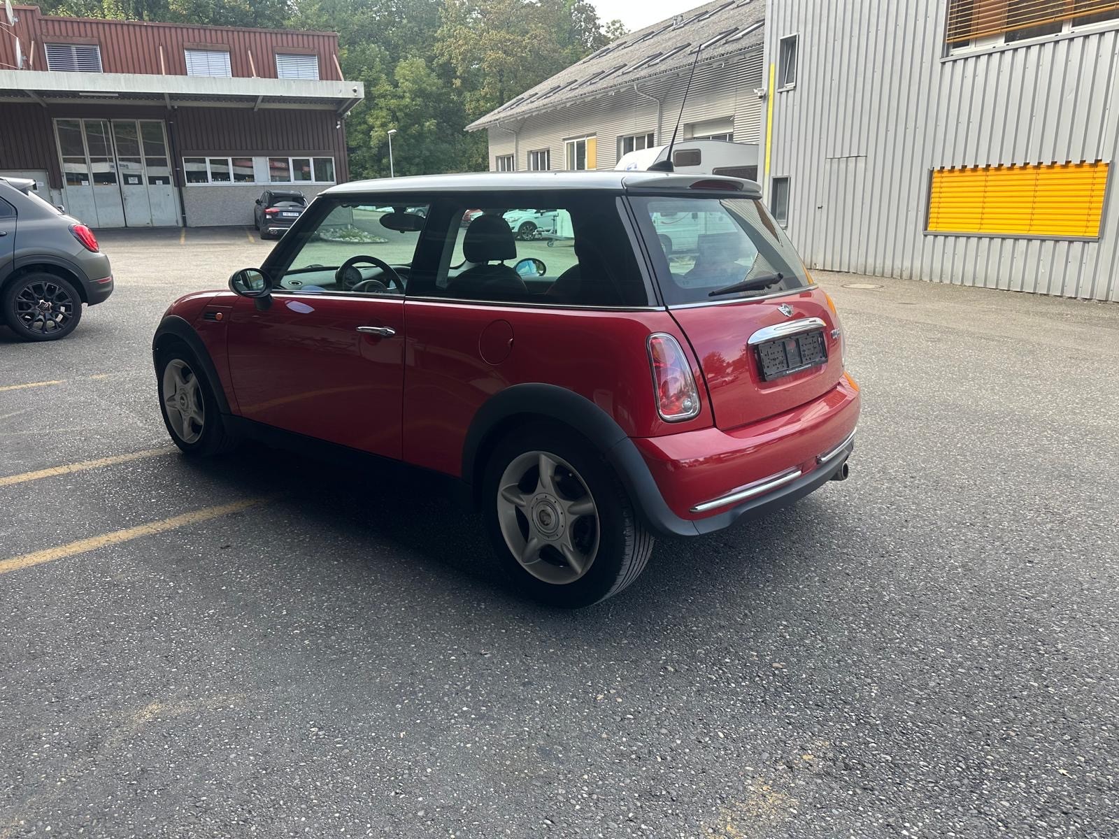 MINI Cooper-image-3
