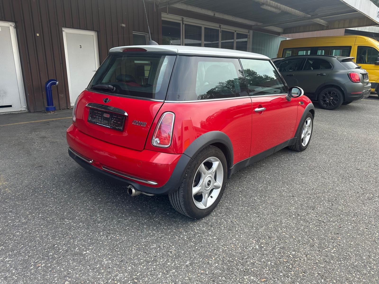 MINI Cooper-image-2