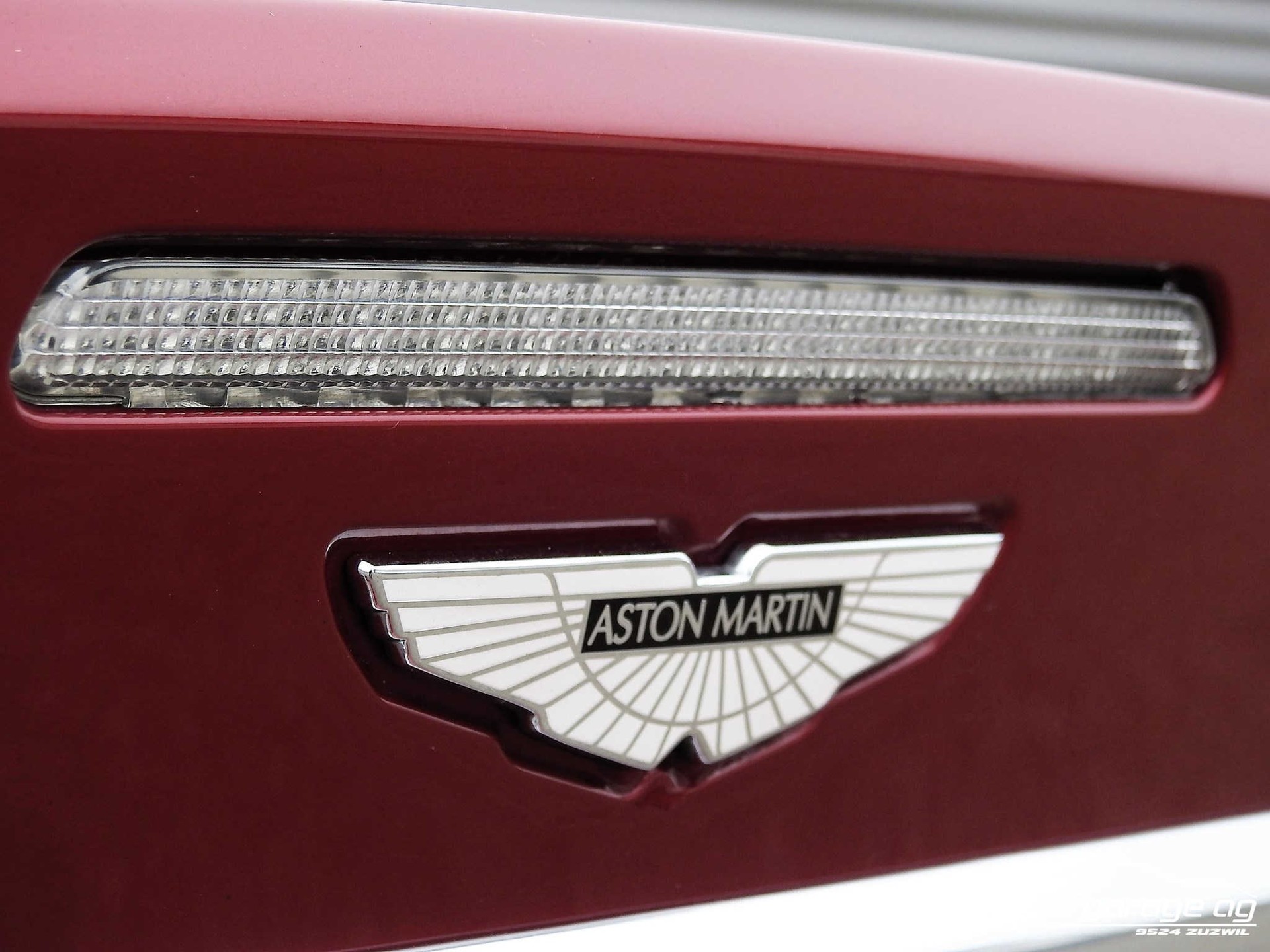 ASTON MARTIN DBS Volante Touchtronic 2-image-5