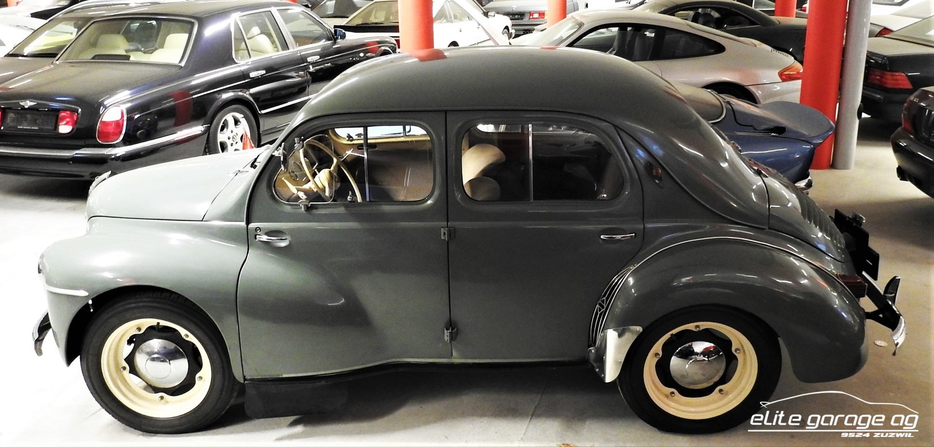 RENAULT 4 CV R 1060-image-3