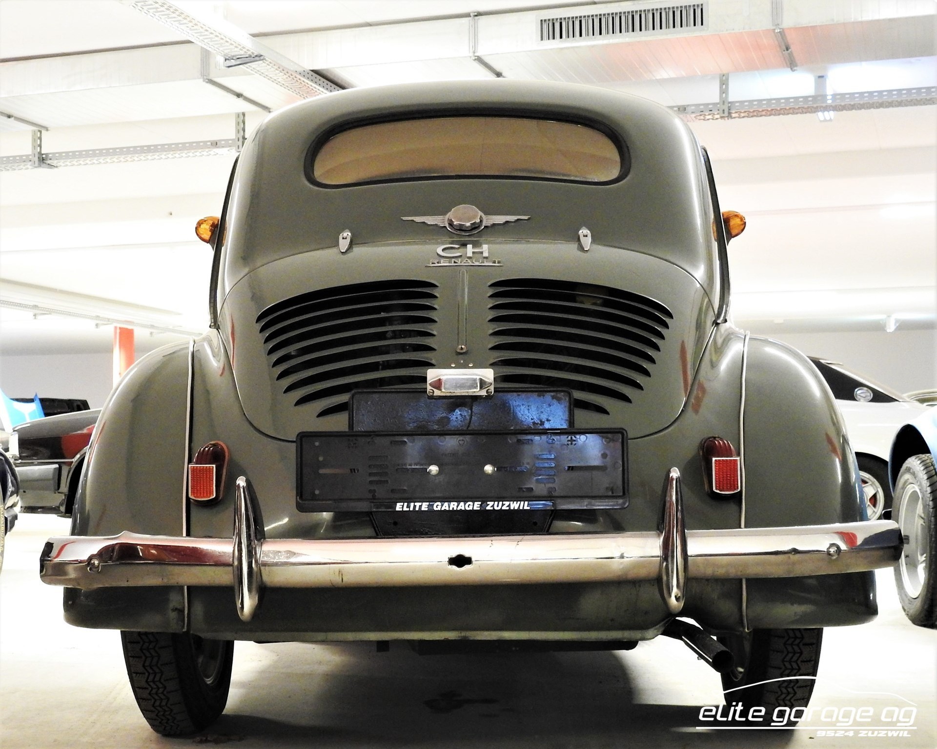 RENAULT 4 CV R 1060-image-4