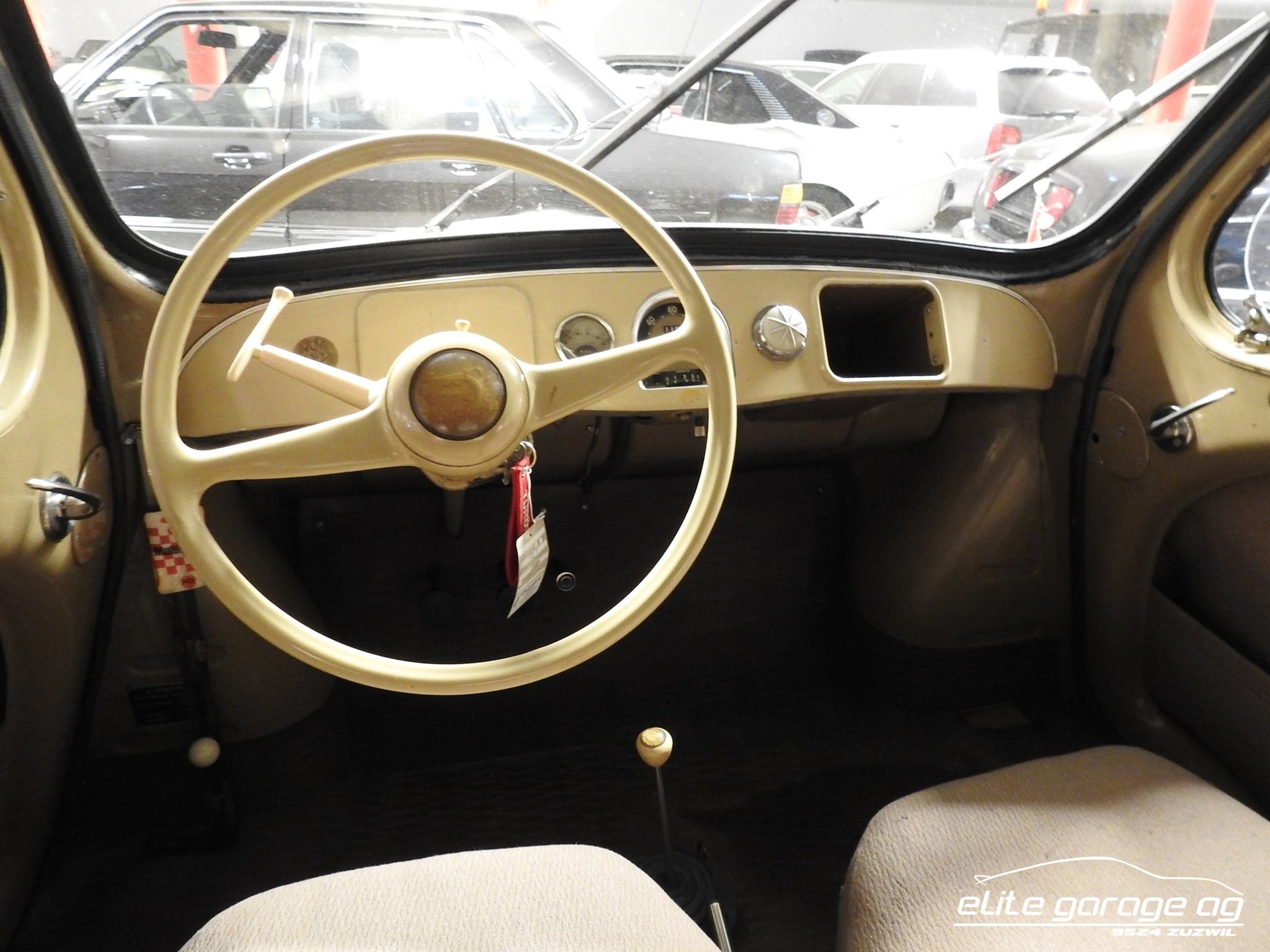 RENAULT 4 CV R 1060-image-6