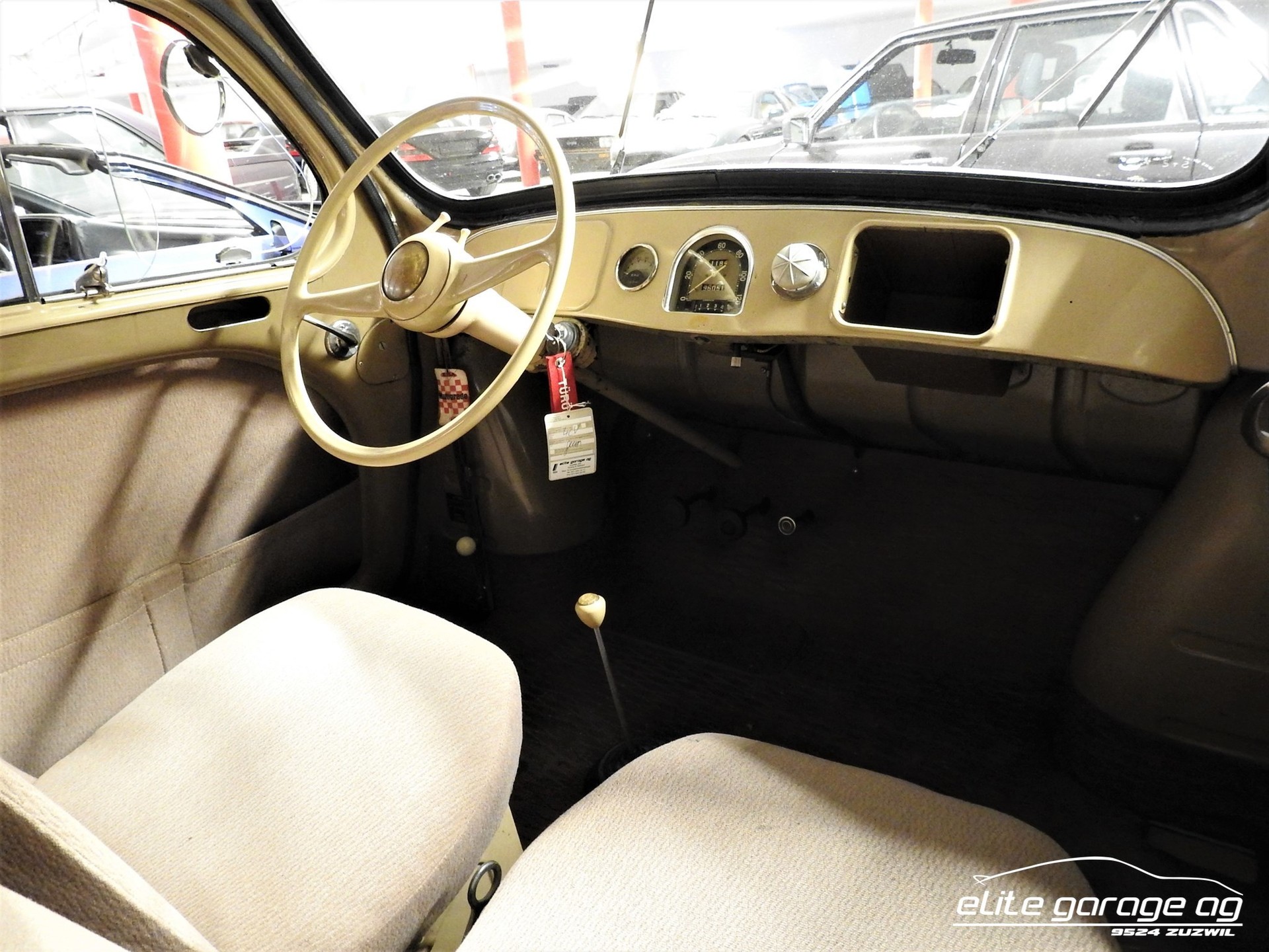 RENAULT 4 CV R 1060-image-8