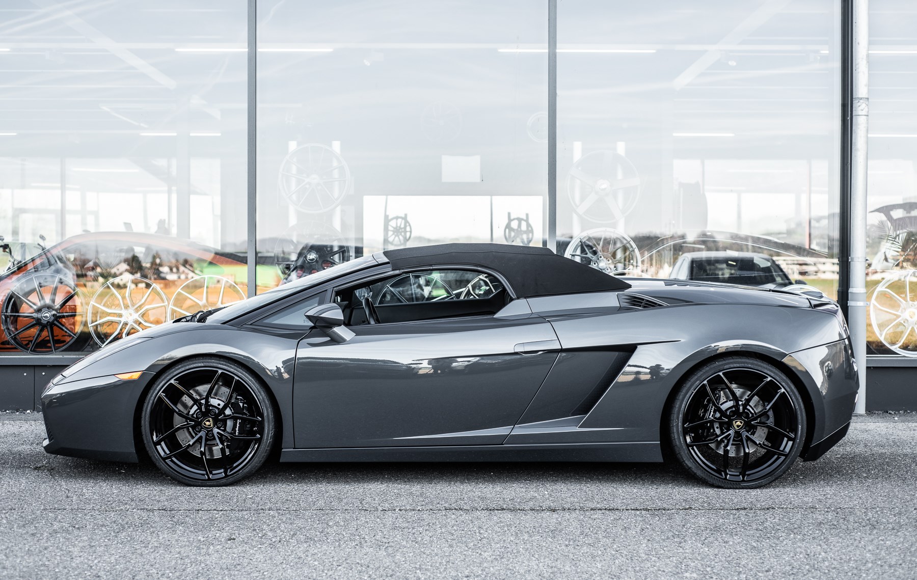 LAMBORGHINI Gallardo 5.0 V10 Spyder *Jantes Mimas Performante*-showroom-element-1