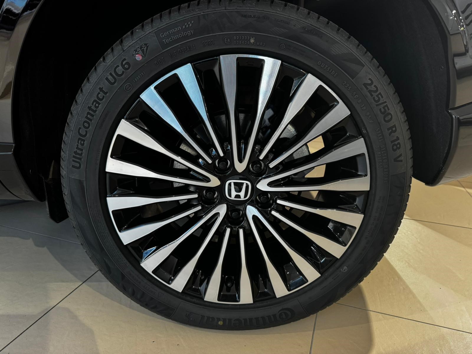 HONDA Ny1 Elegance-image-13