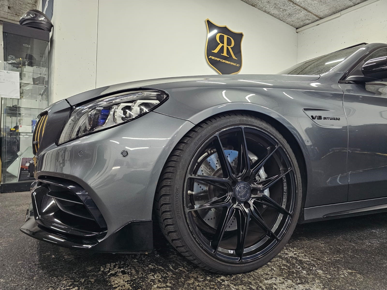 MERCEDES-BENZ C 63 AMG-image-3