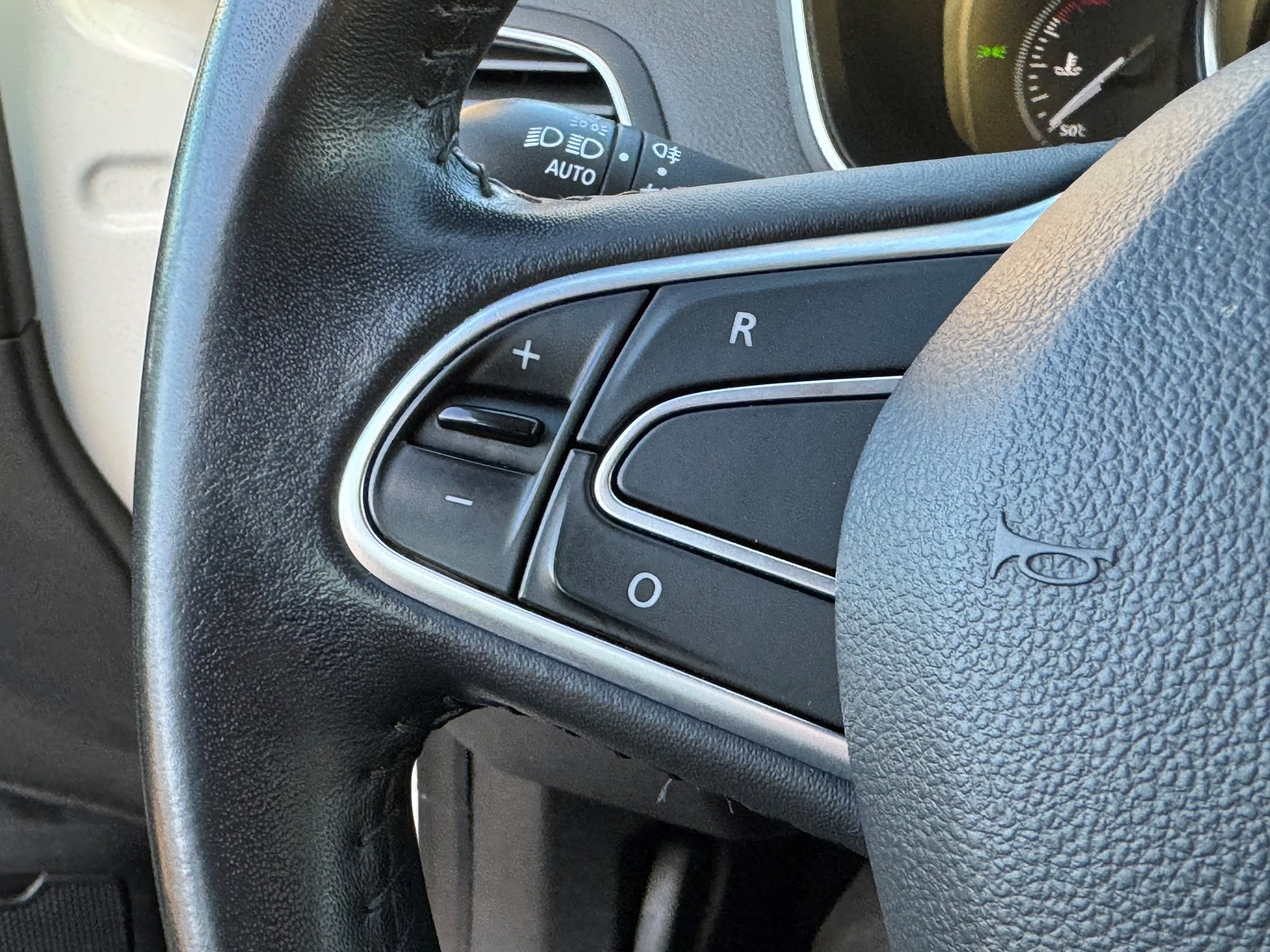 RENAULT Mégane Grandtour 1.5 dCi Business EDC-image-15