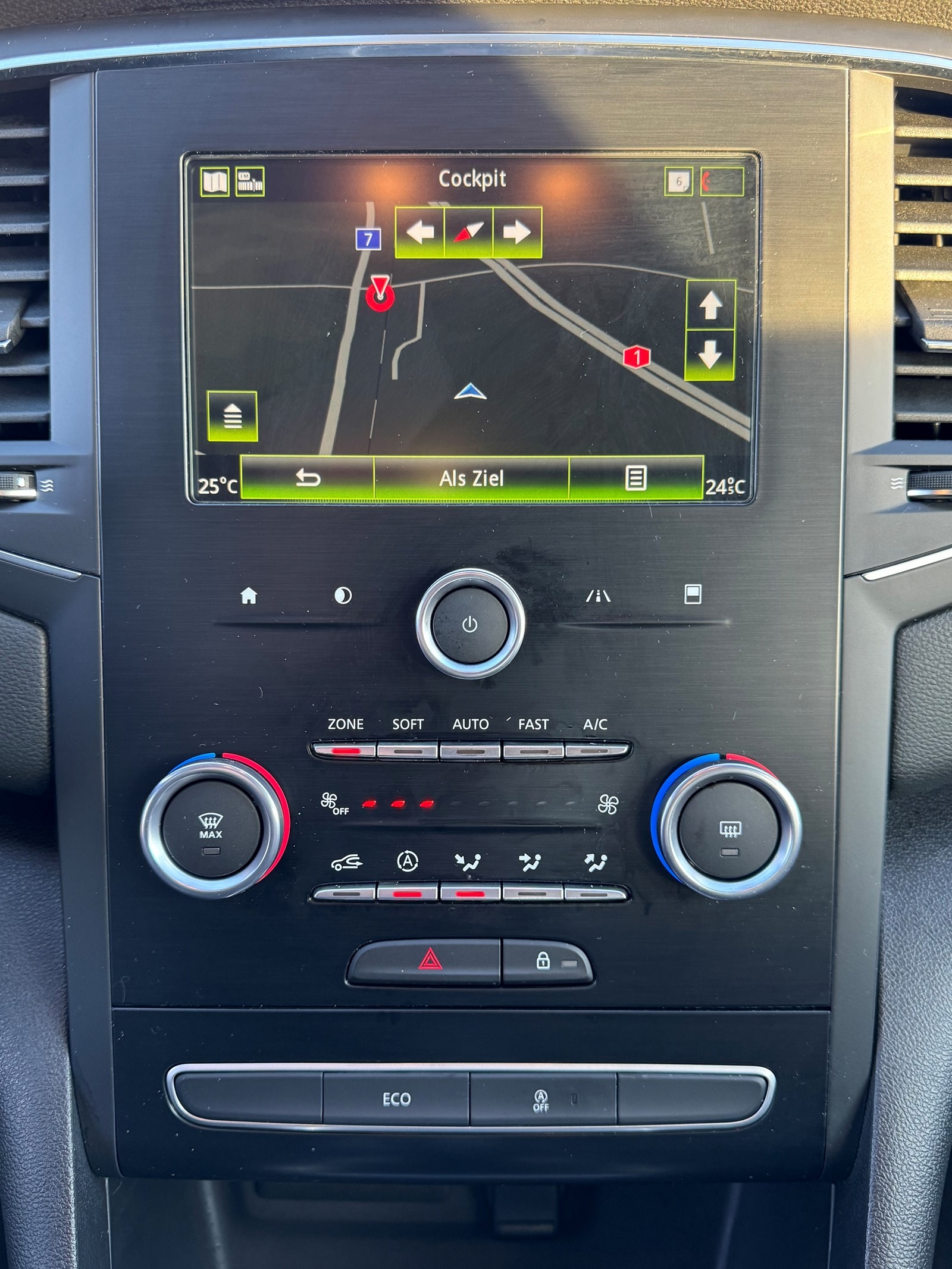 RENAULT Mégane Grandtour 1.5 dCi Business EDC-image-12