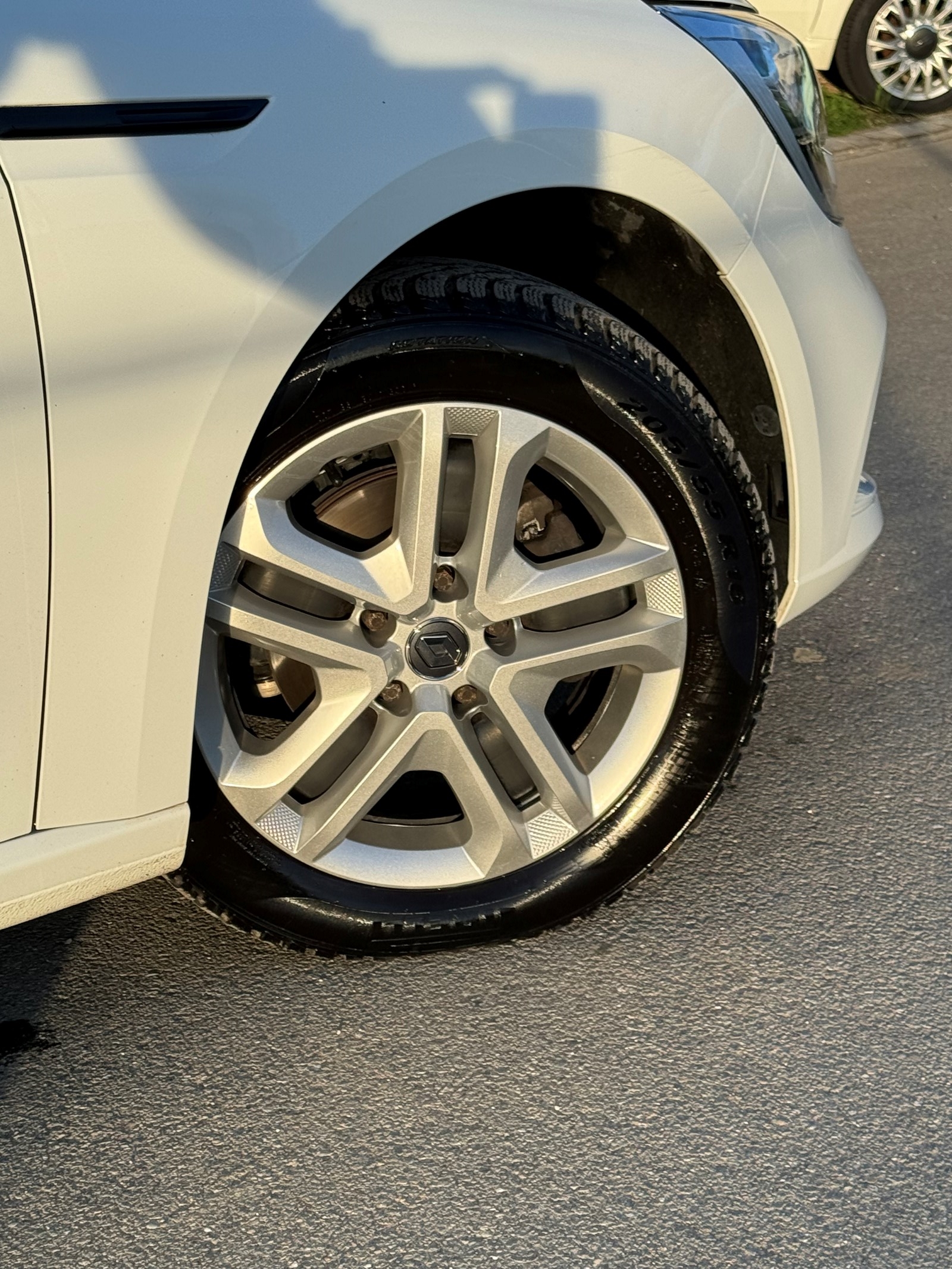 RENAULT Mégane Grandtour 1.5 dCi Business EDC-image-4