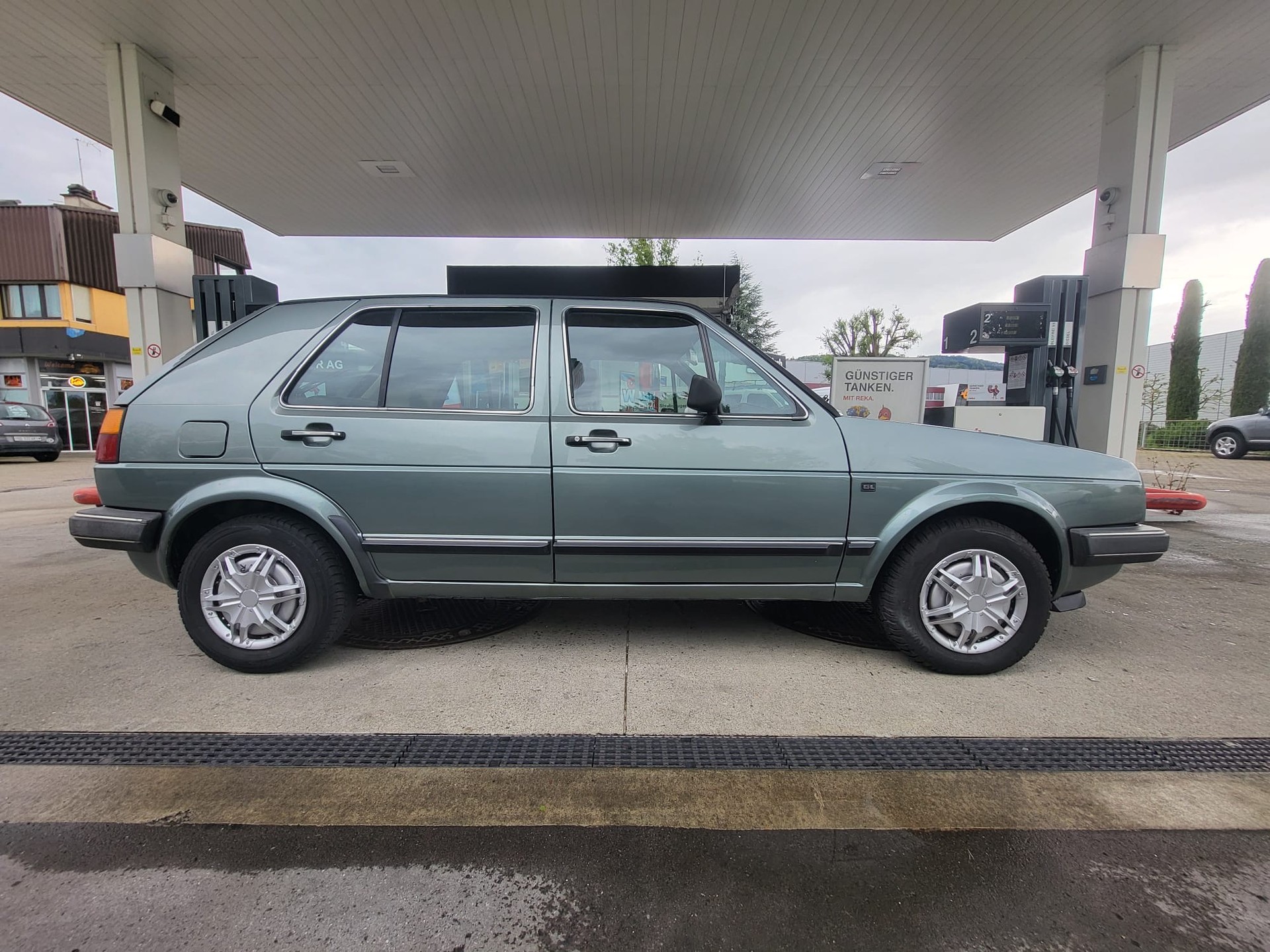 VW Golf 1800 C-image-5