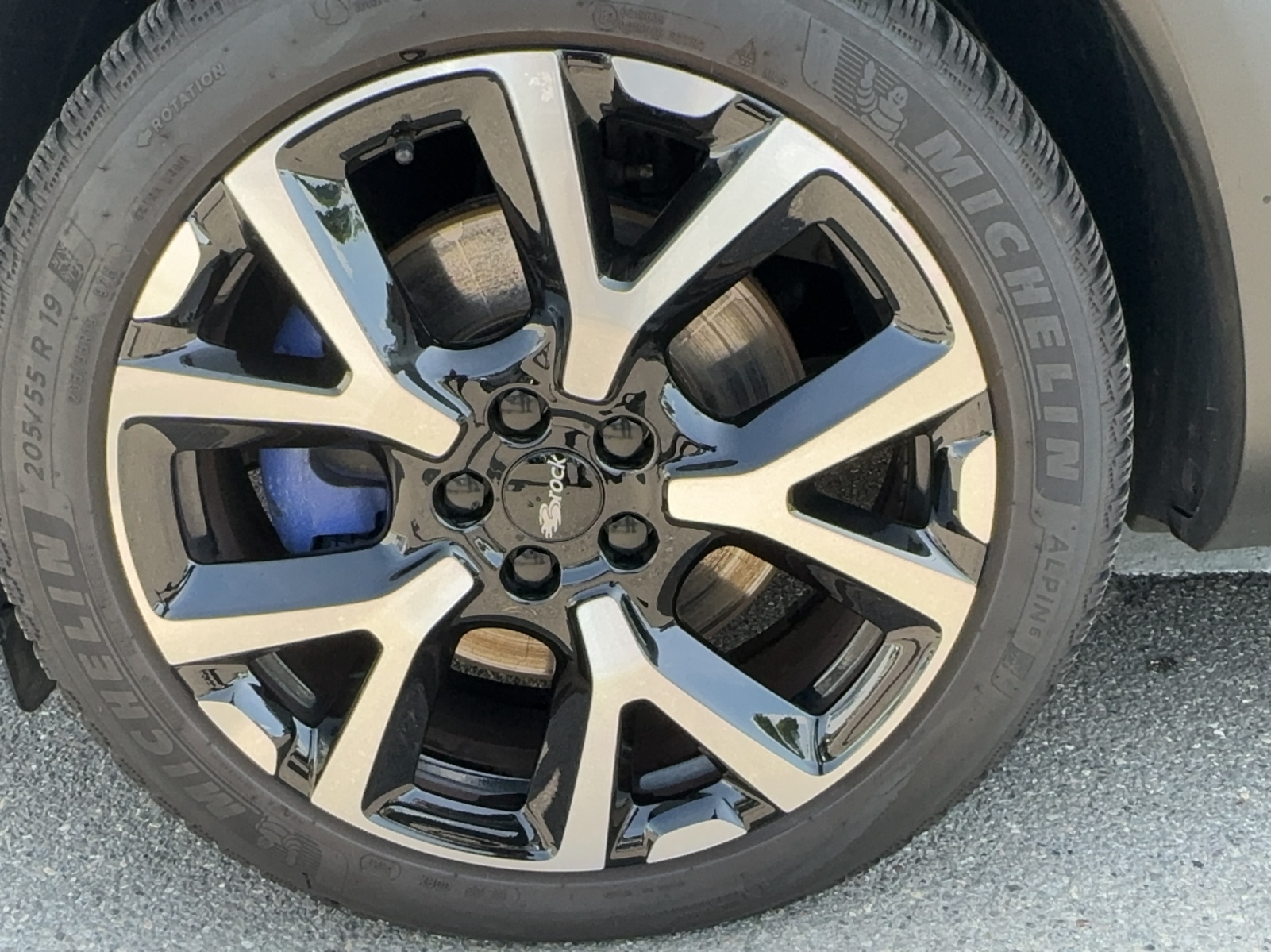 CITROEN C5 Aircross 1.6 PHEV Shine-image-14