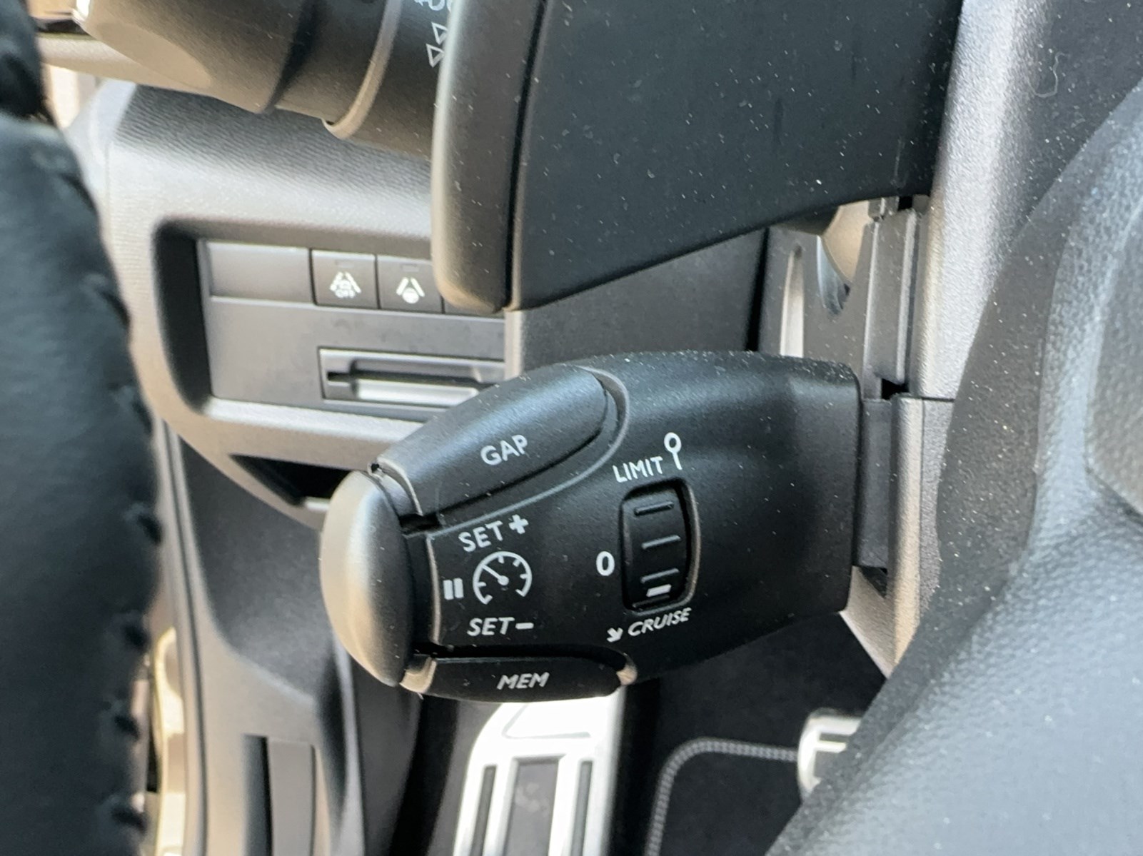 CITROEN C5 Aircross 1.6 PHEV Shine-image-7