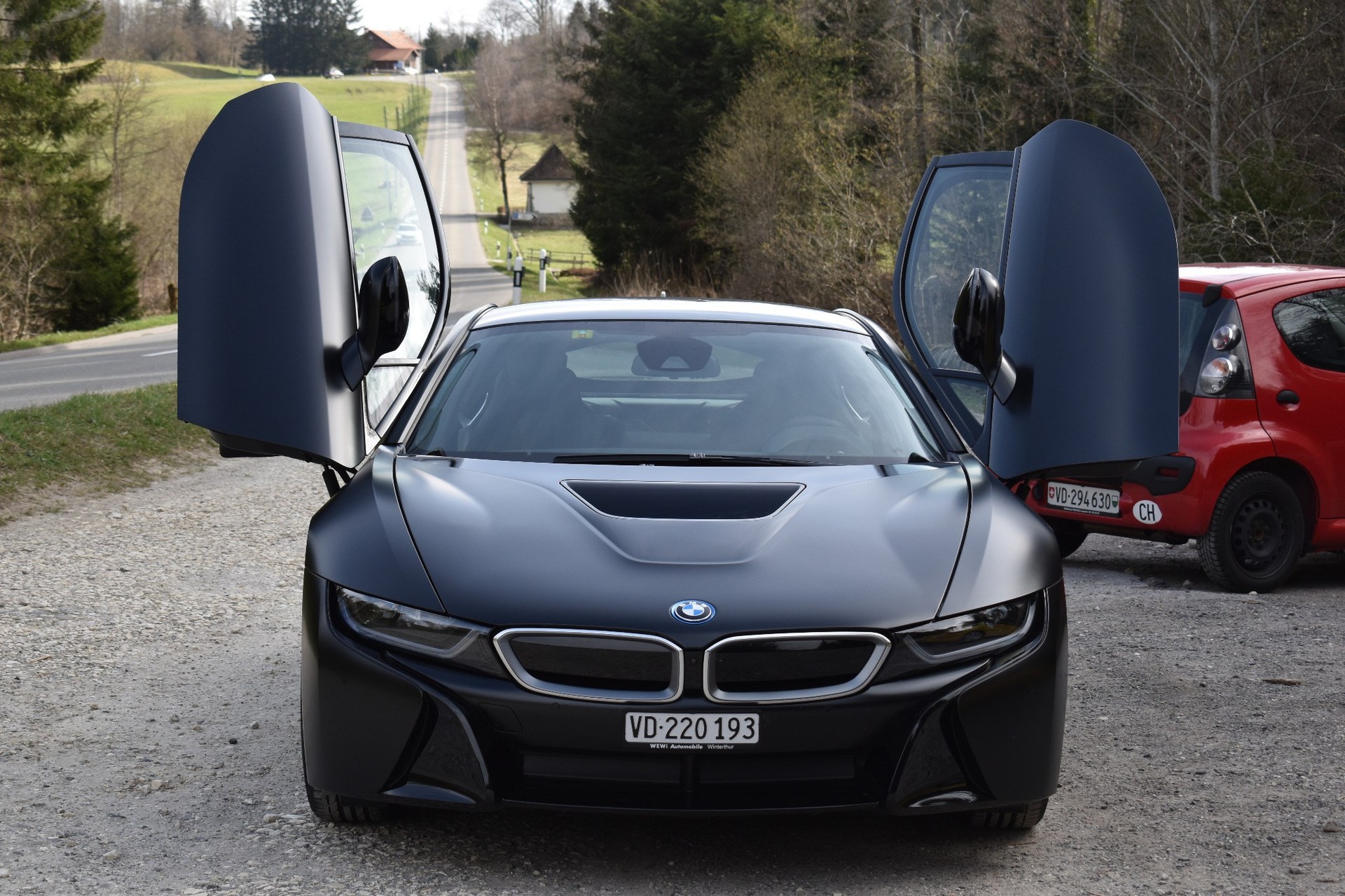 BMW i8 Coupé-image-2