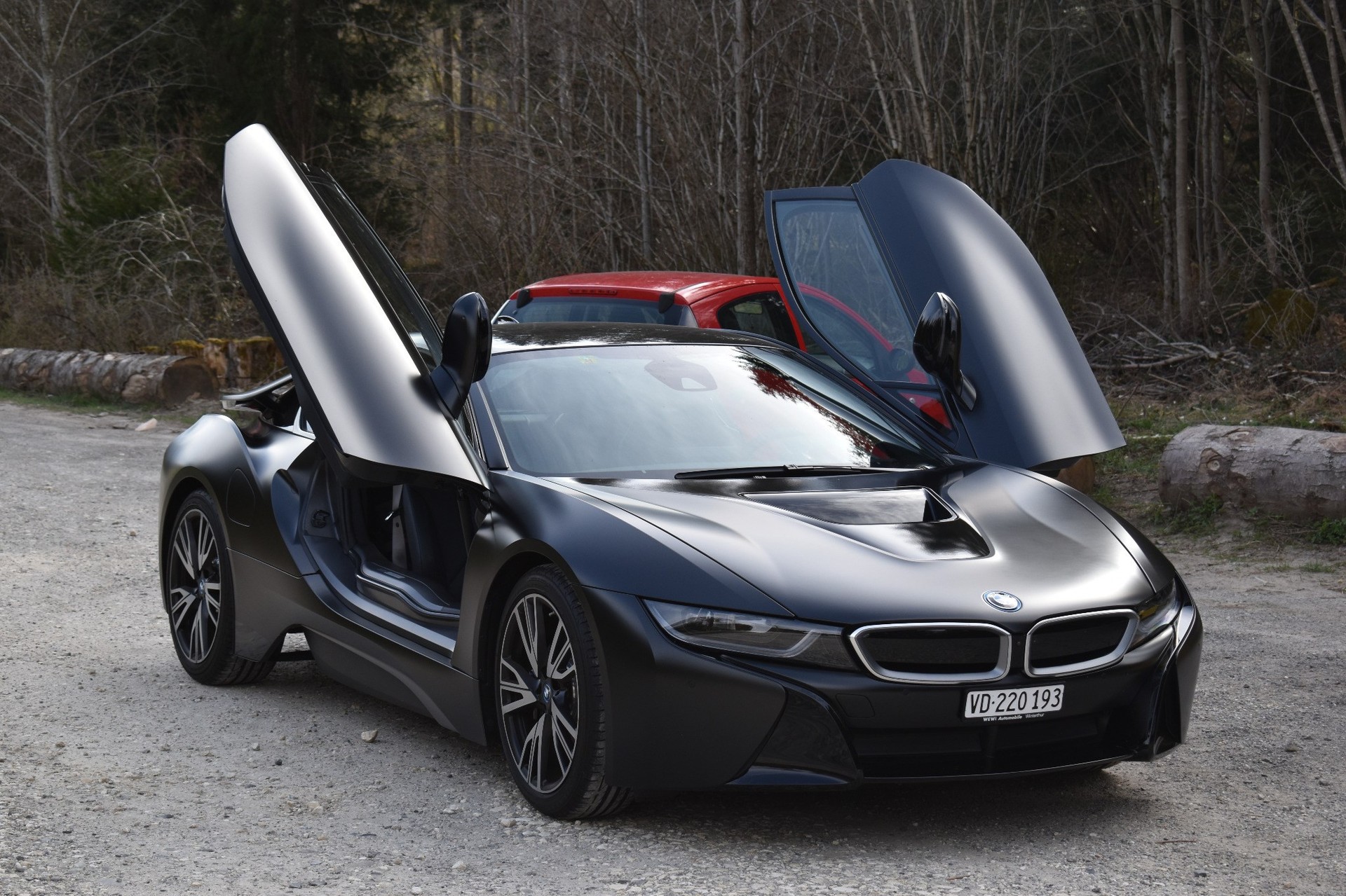 BMW i8 Coupé-image-1