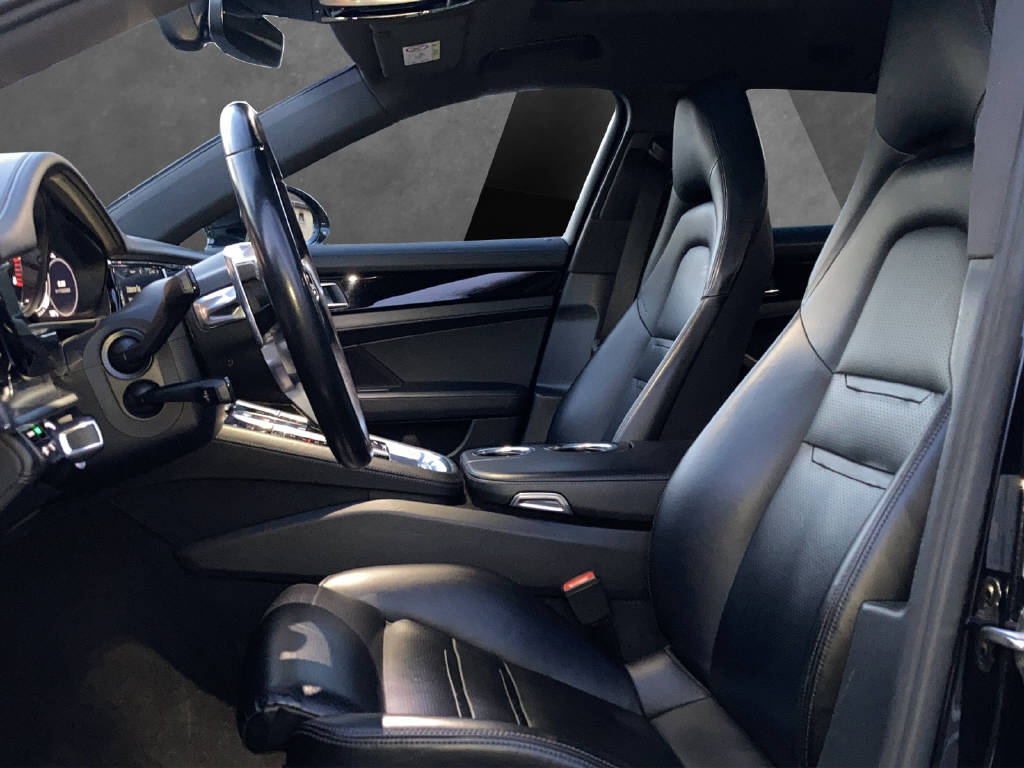 PORSCHE Panamera 4 E-Hybrid Sport Turismo PDK-image-9