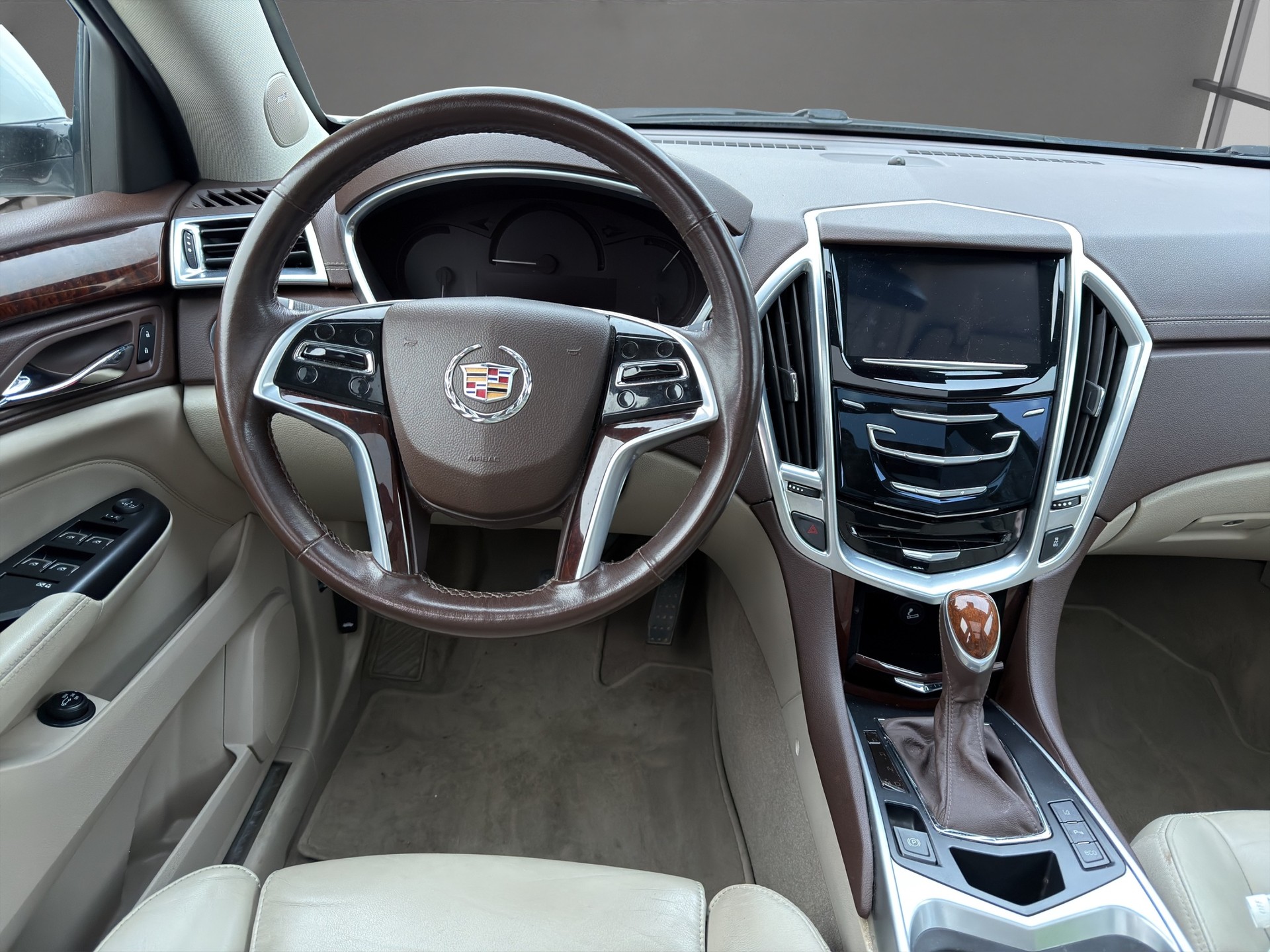CADILLAC SRX 3.6 V6 Premium 4WD Automatic-image-8