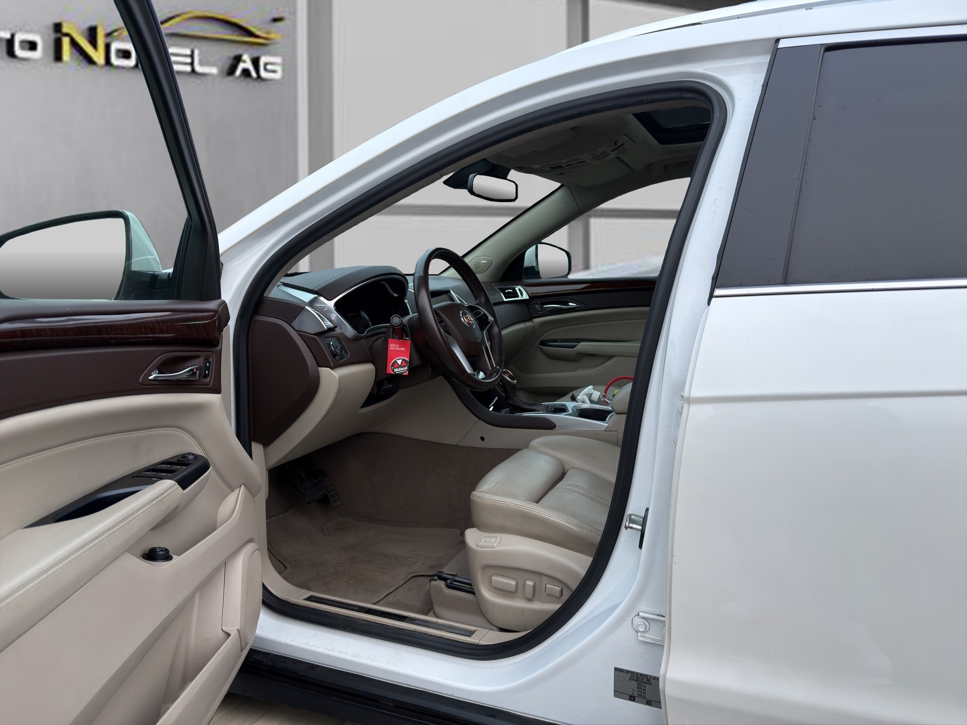 CADILLAC SRX 3.6 V6 Premium 4WD Automatic-image-11