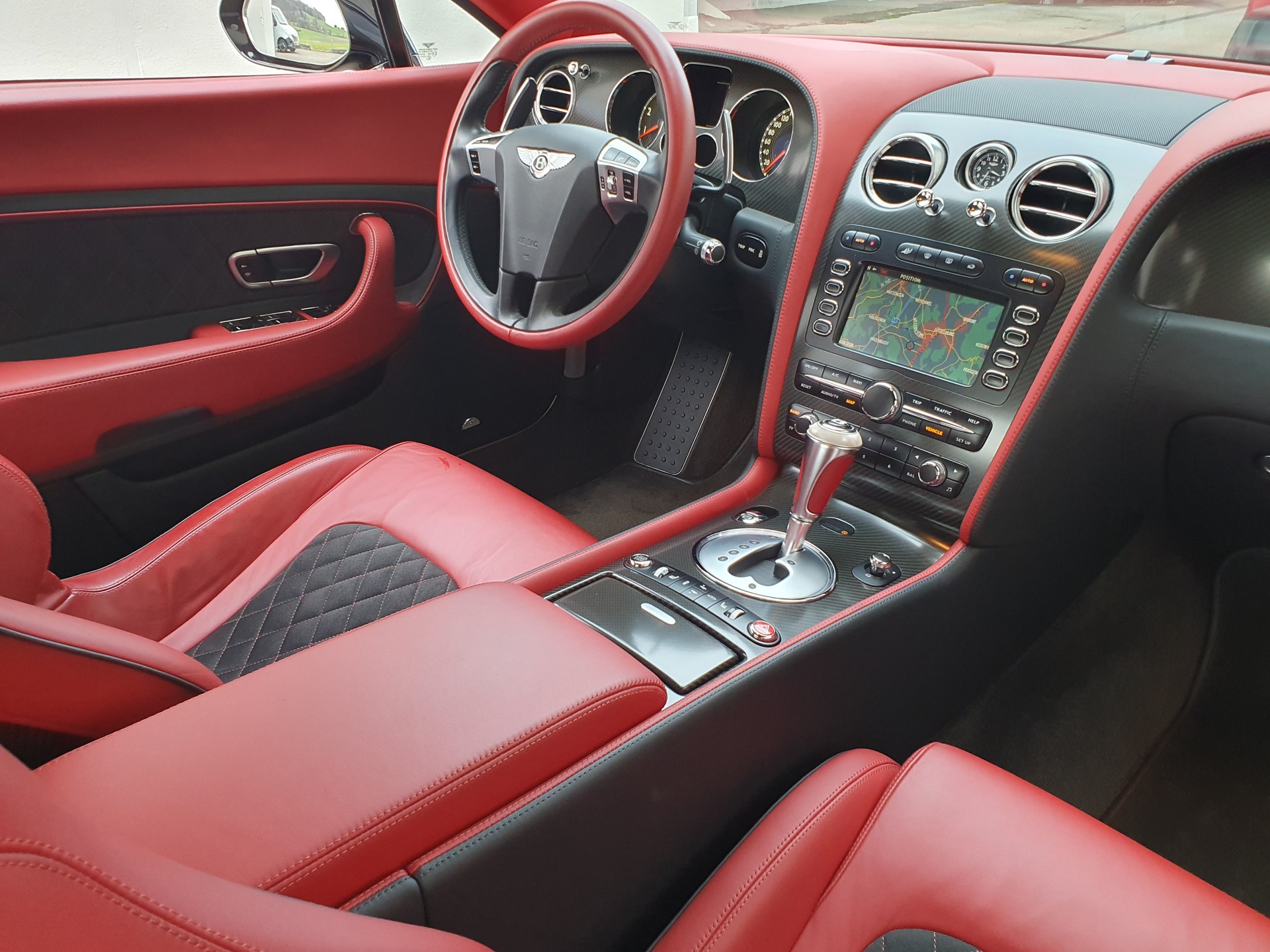 BENTLEY Continental Supersports 6.0-image-7