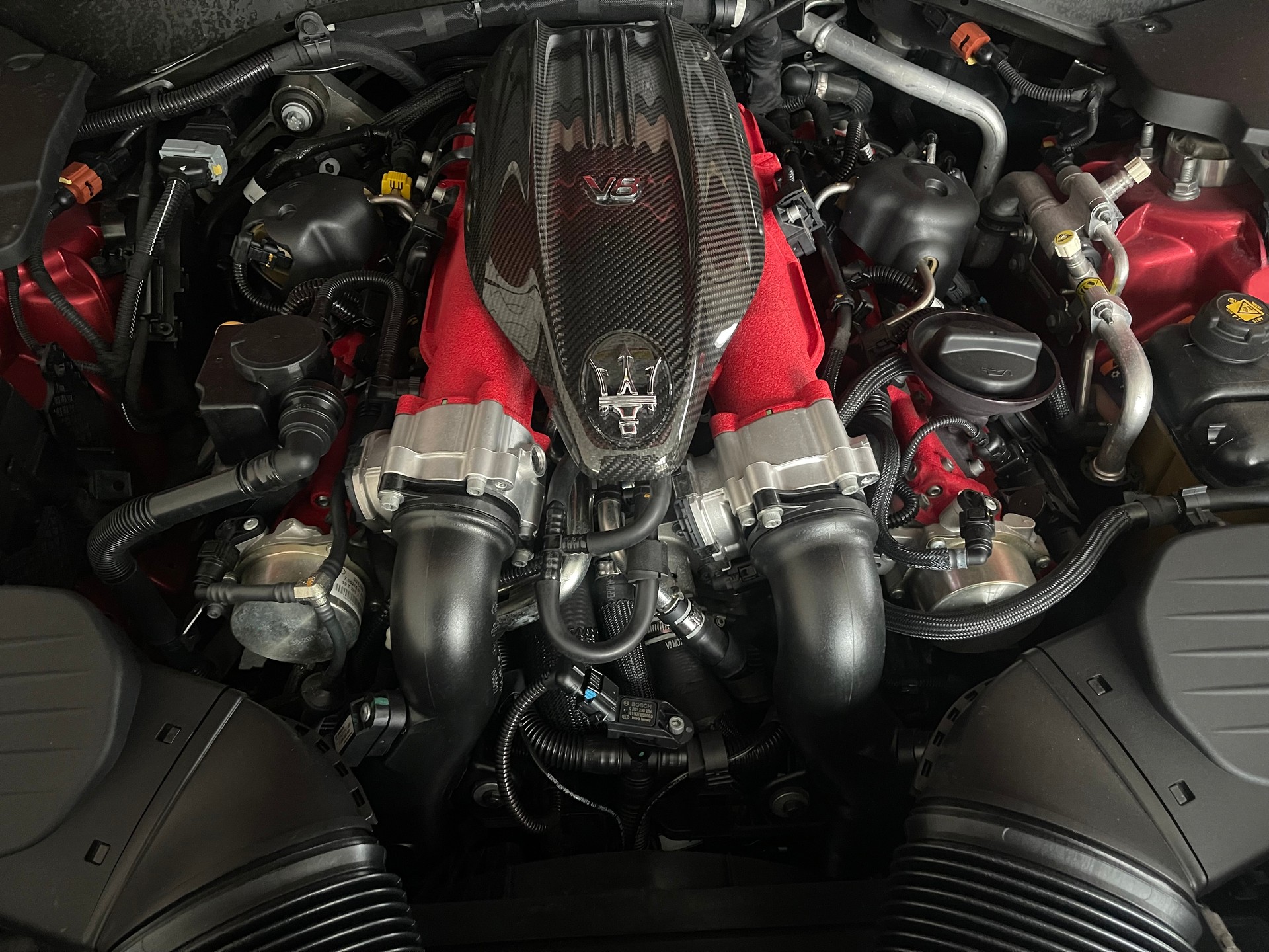 MASERATI Levante 3.8 V8 Trofeo Q4 Automatica Launch Edition "1 of 100"-image-6