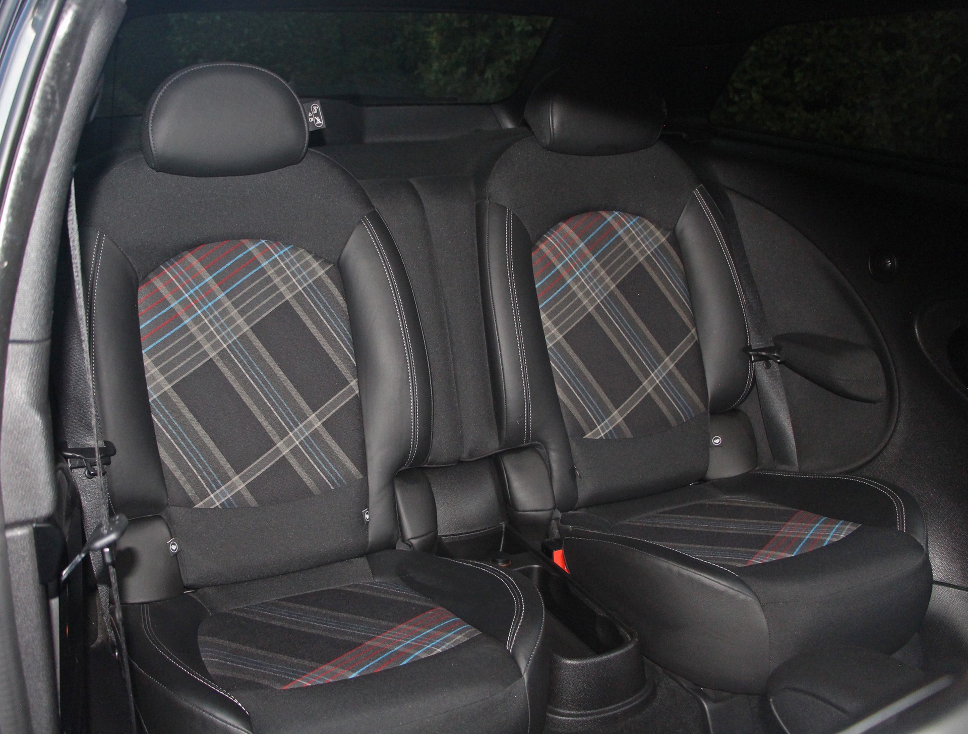 MINI Paceman John Cooper Works ALL4-image-10