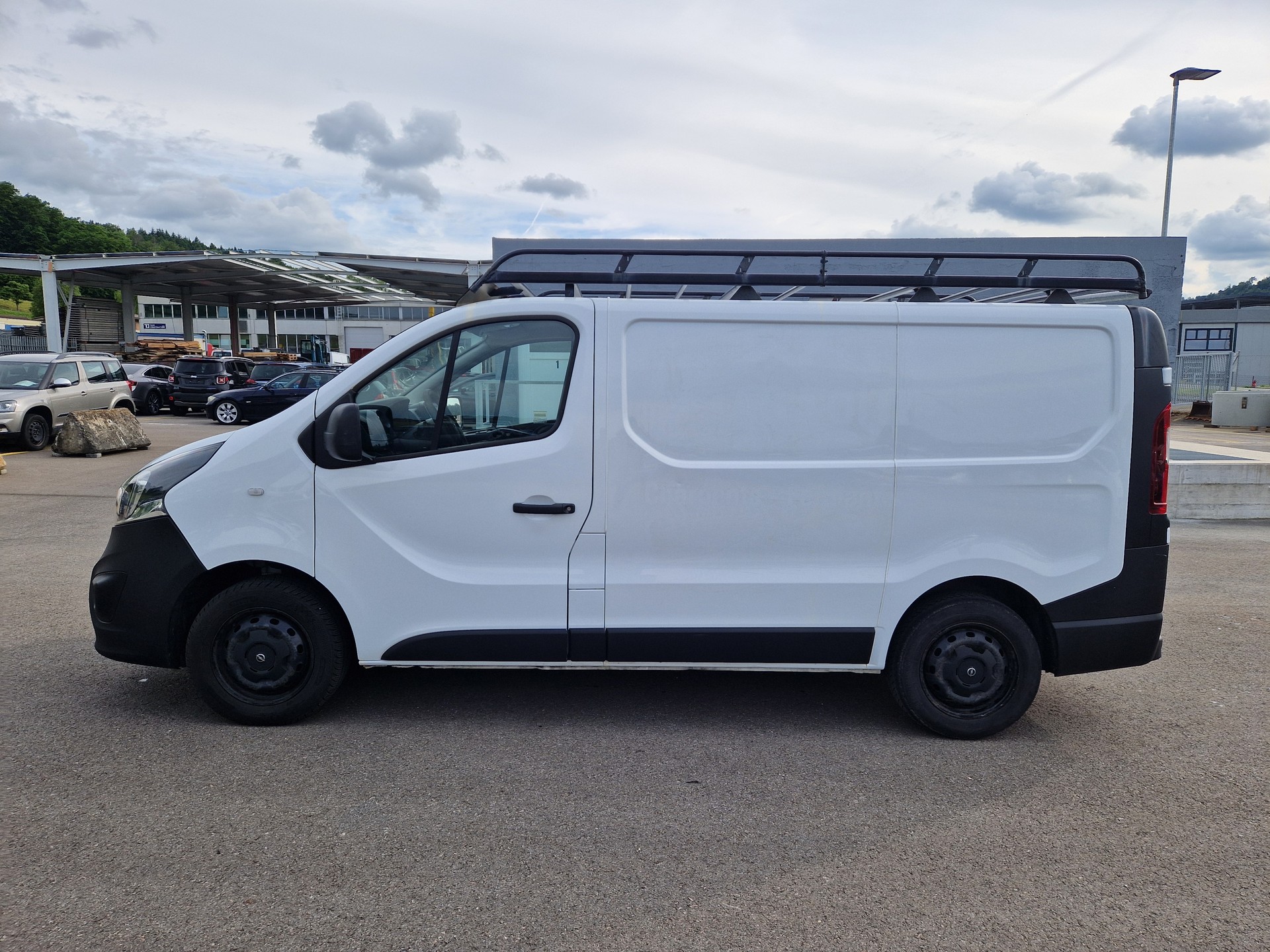 OPEL Vivaro 1.6 CDTI 2.7t L1H1-image-13