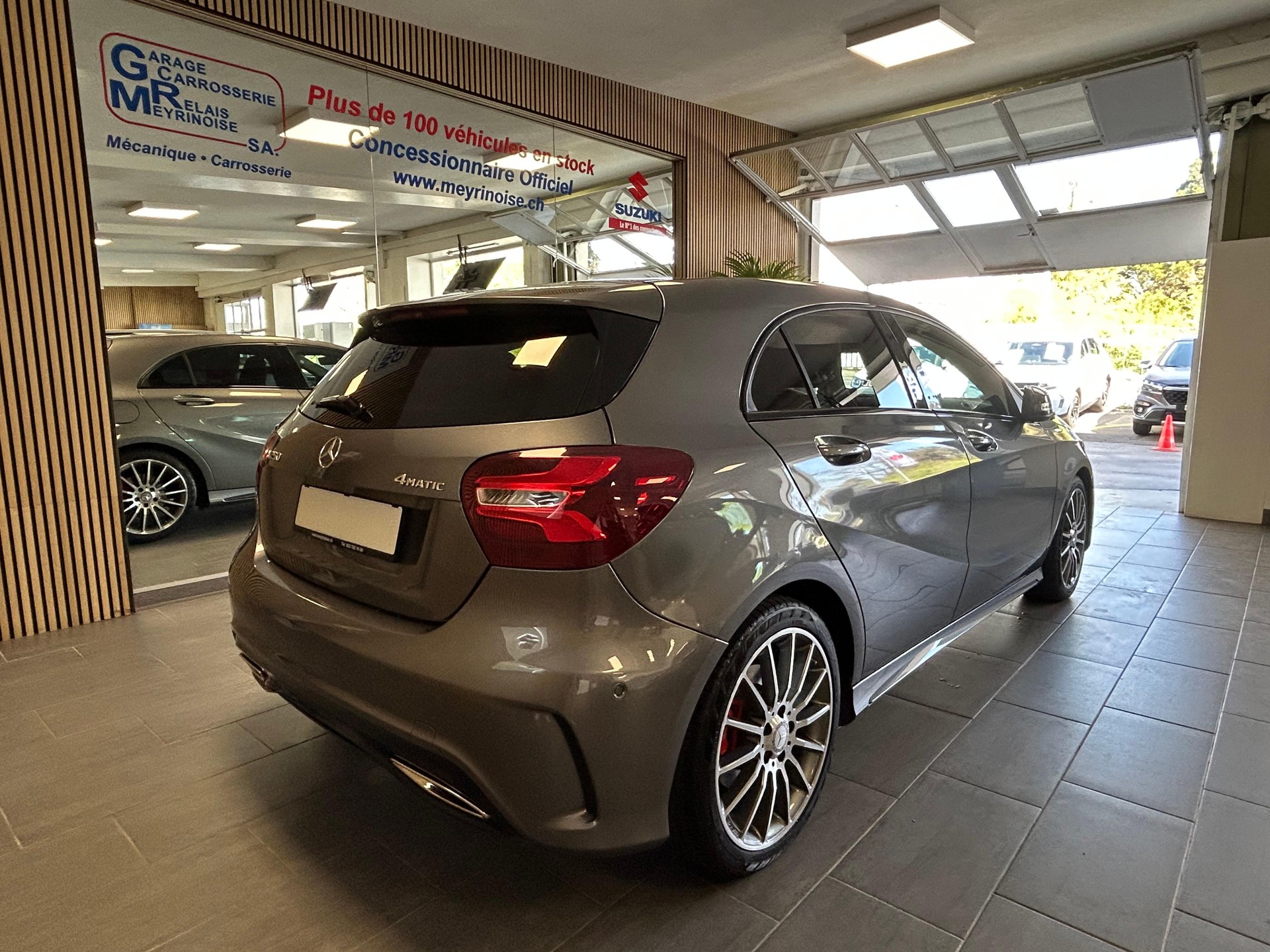 MERCEDES-BENZ A 250 AMG Line 4m-image-8