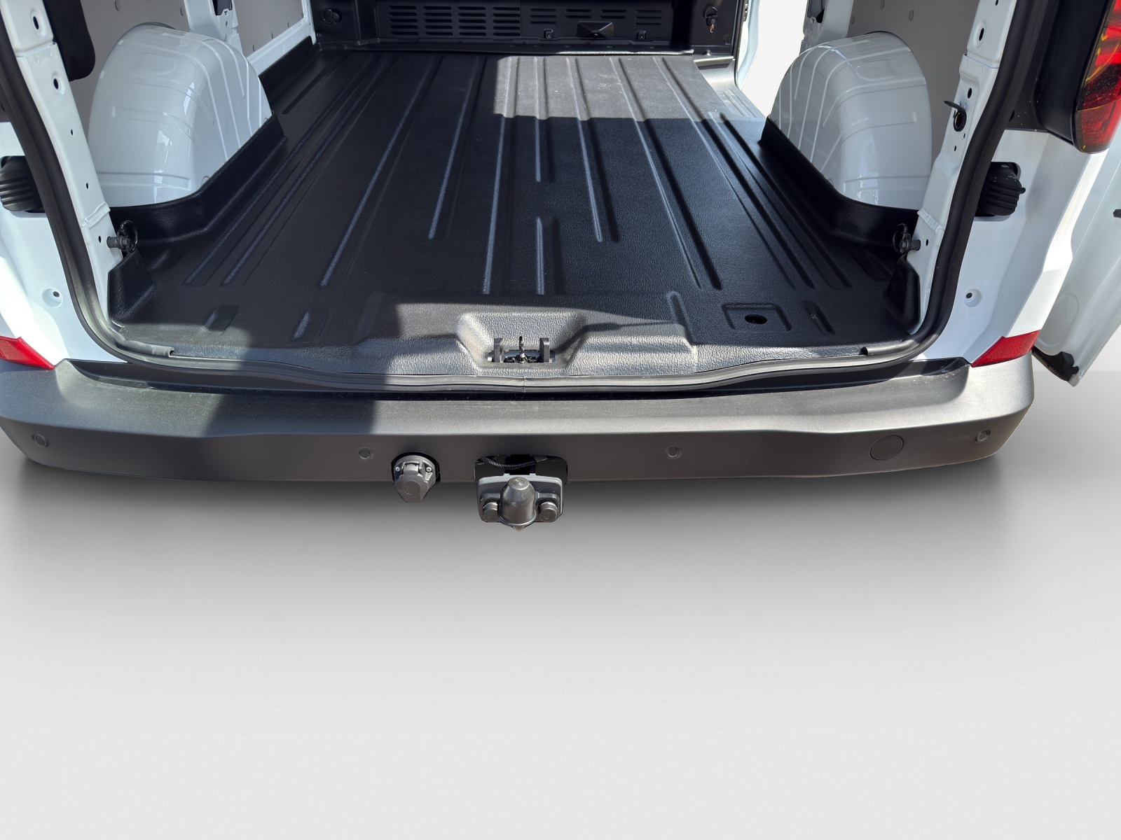VW e-Transporter 70 kWh-image-12