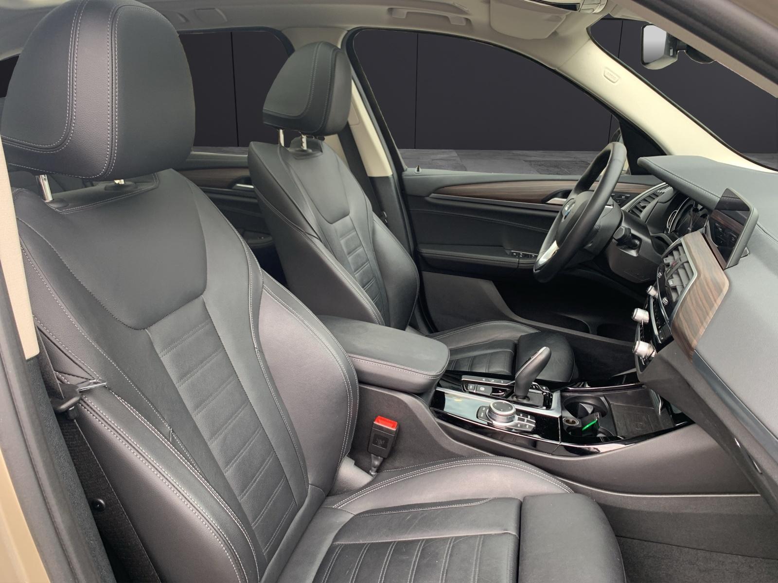 BMW X3 30e xDrive-image-13