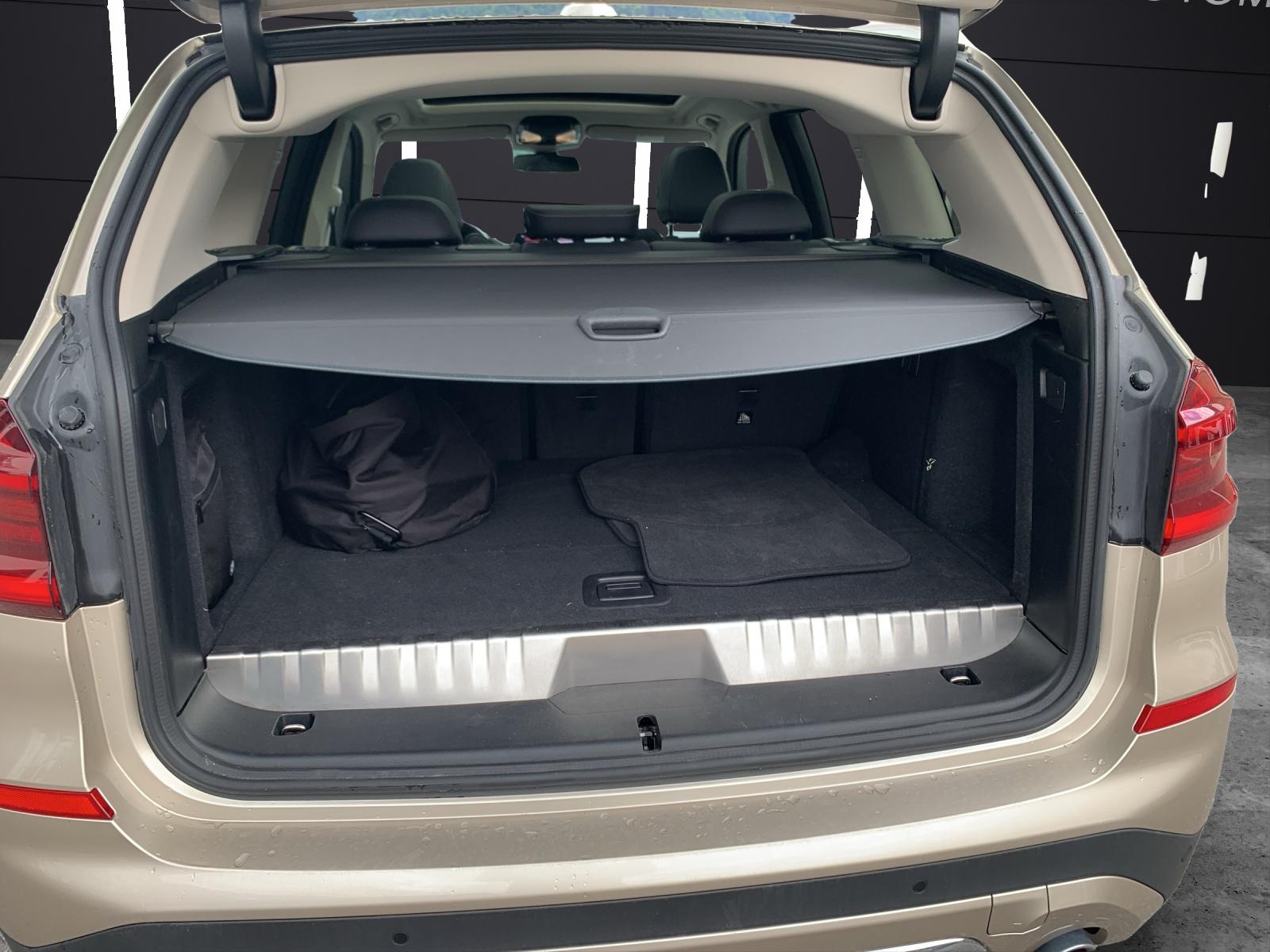 BMW X3 30e xDrive-image-11